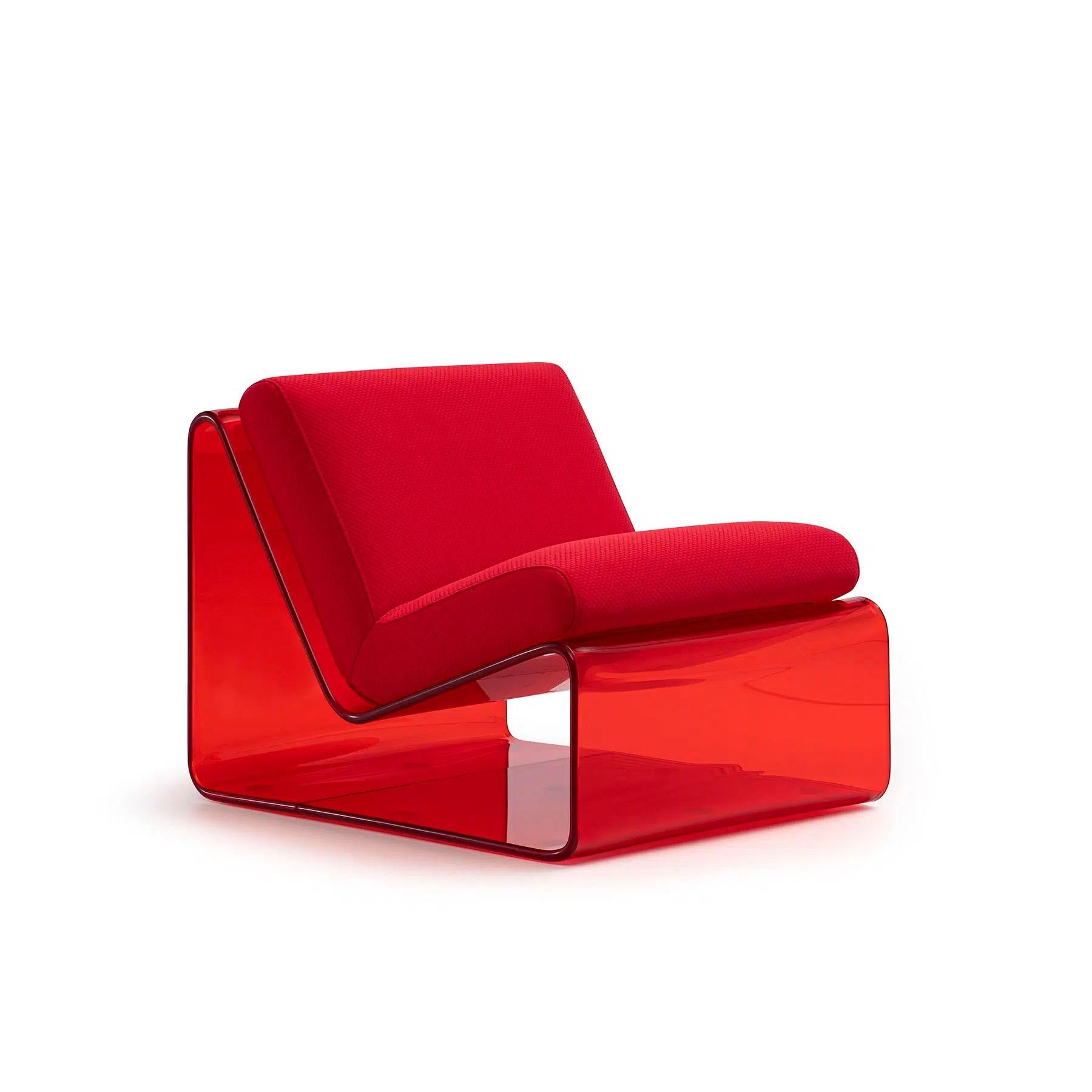 Espagnol Deux fauteuils de style rétro avec am designs en plexiglas Par Carlos Soriano en vente