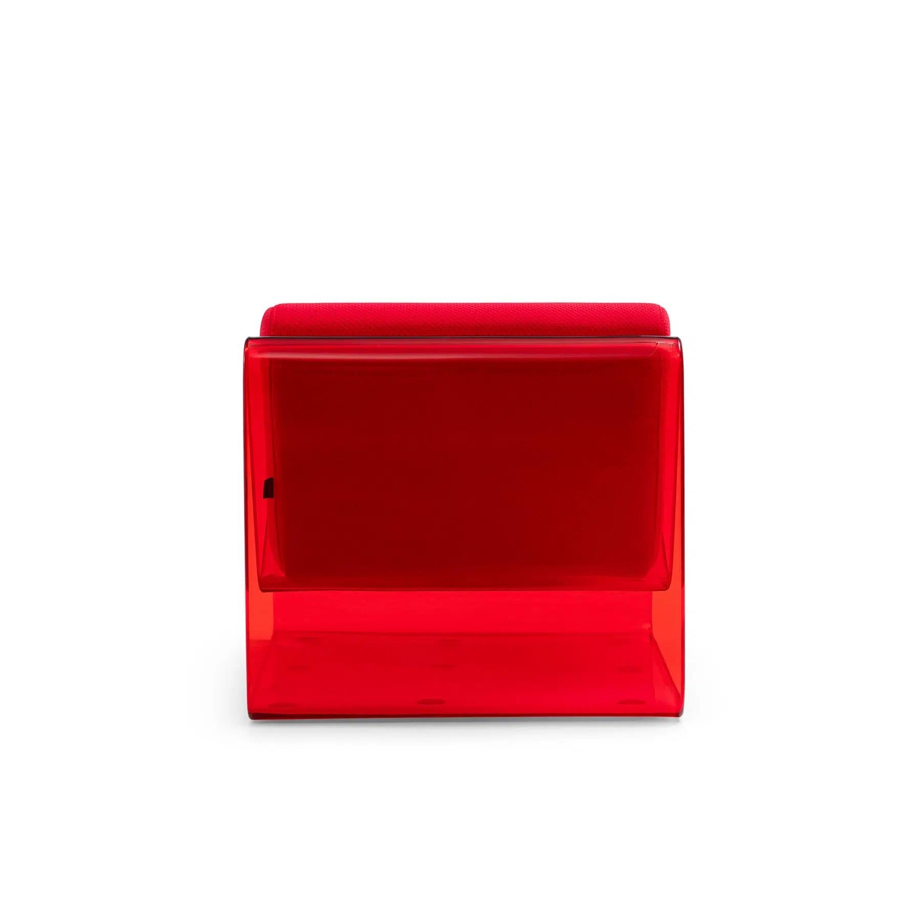 Deux fauteuils de style rétro avec am designs en plexiglas Par Carlos Soriano Neuf - En vente à NEW YORK, NY