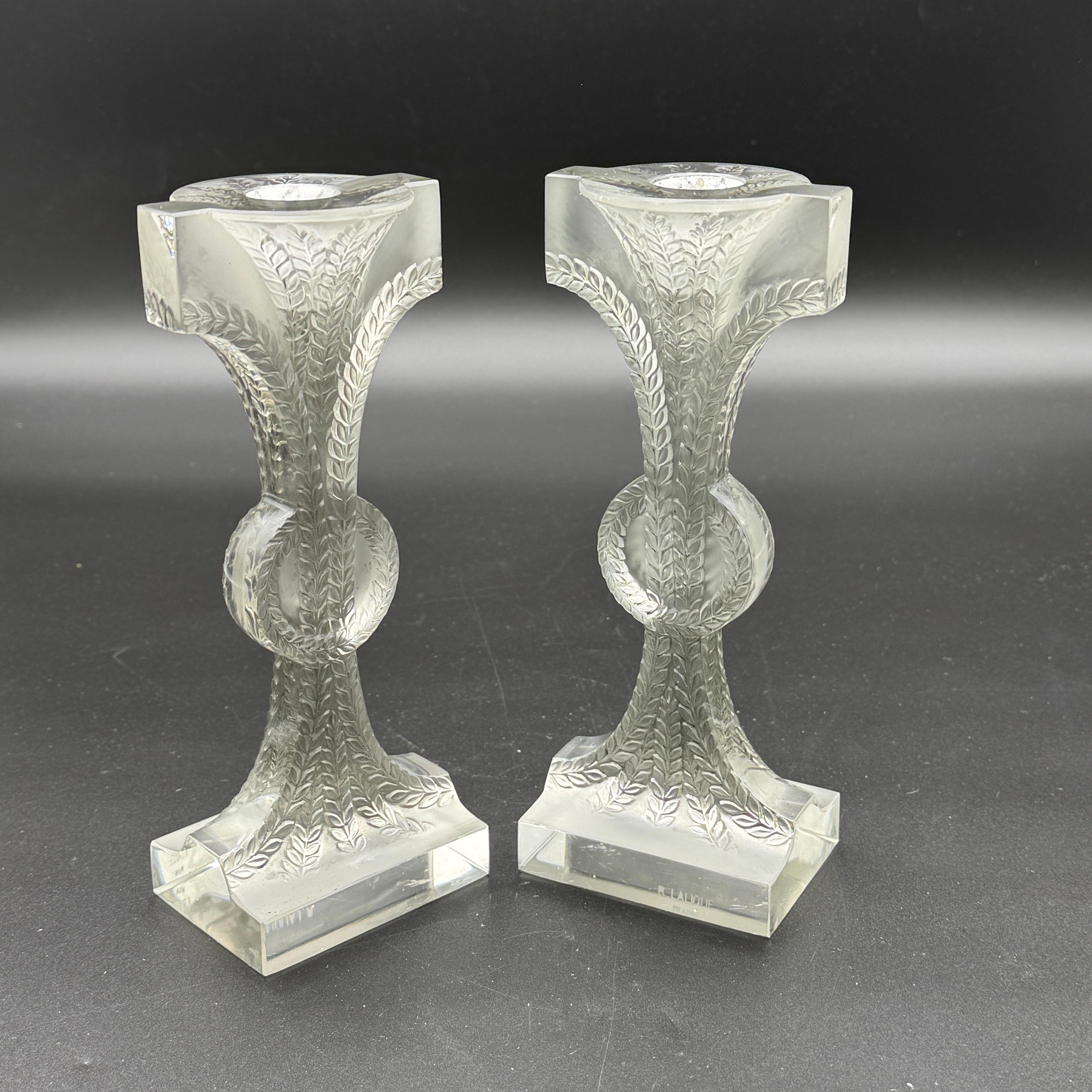 Vetro Due candelieri di vetro R.Lalique Rameaux in vendita