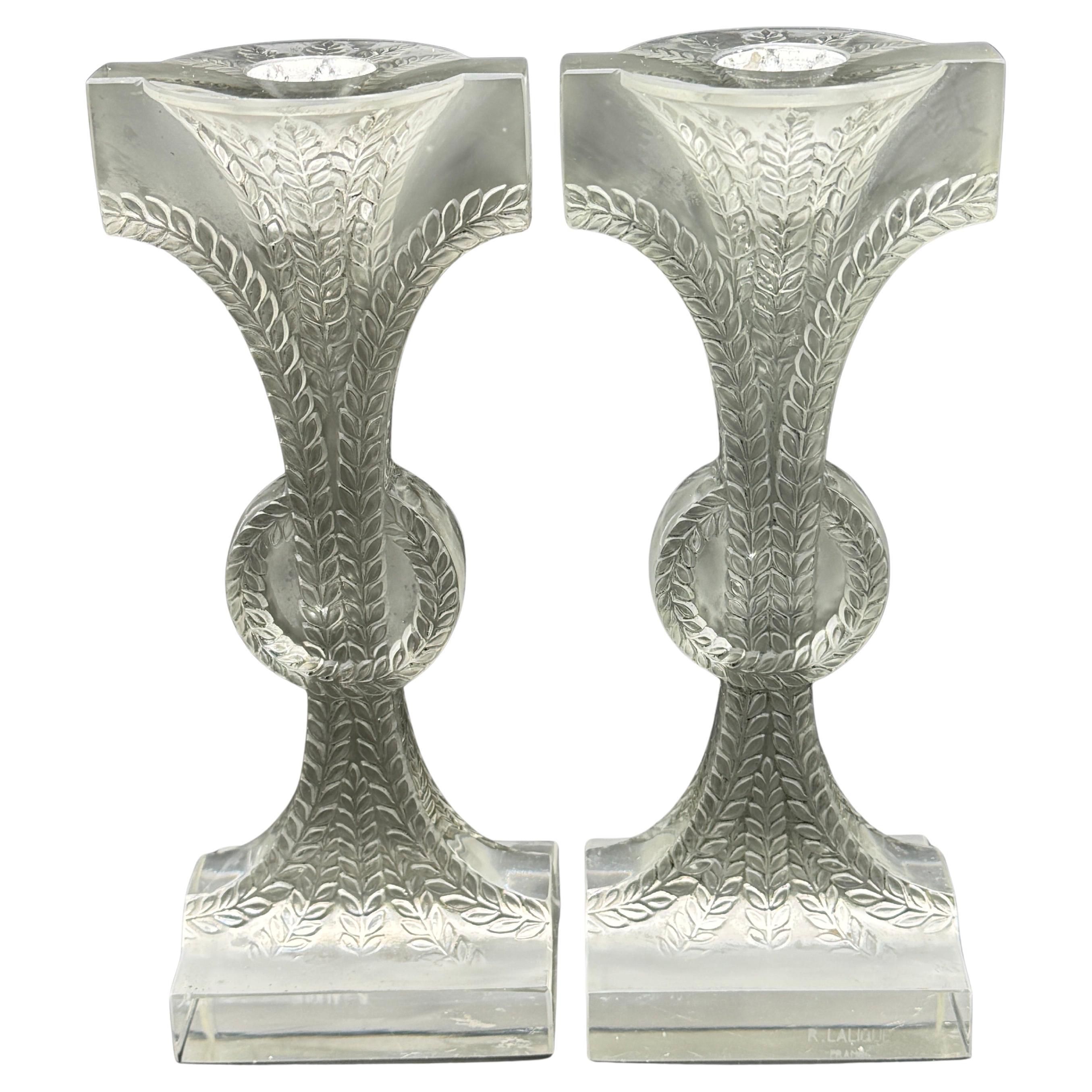 Zwei R.Lalique Rameaux Glas-Kerzenleuchter