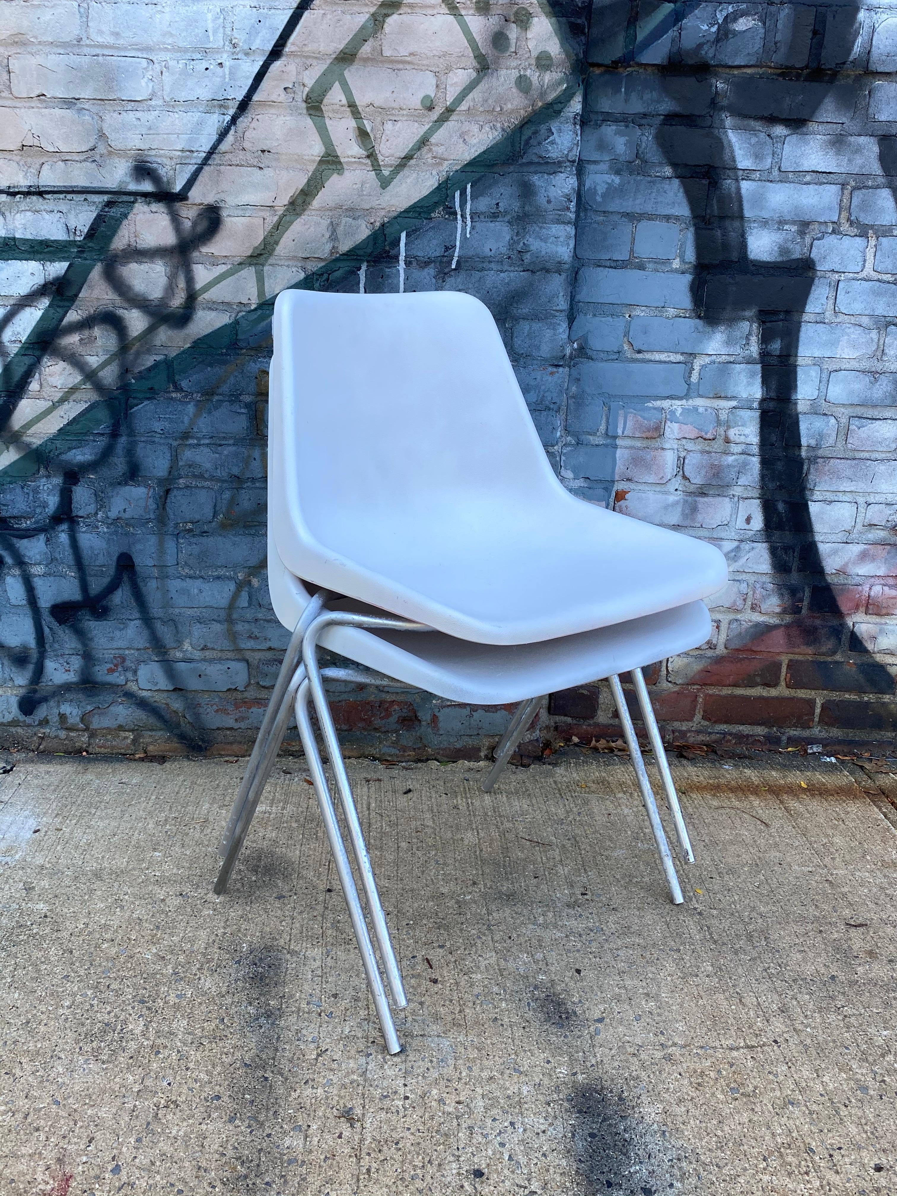 Stapelstühle von Robin Day für John Stuart Furniture Co, Moderne der Mitte des Jahrhunderts 2