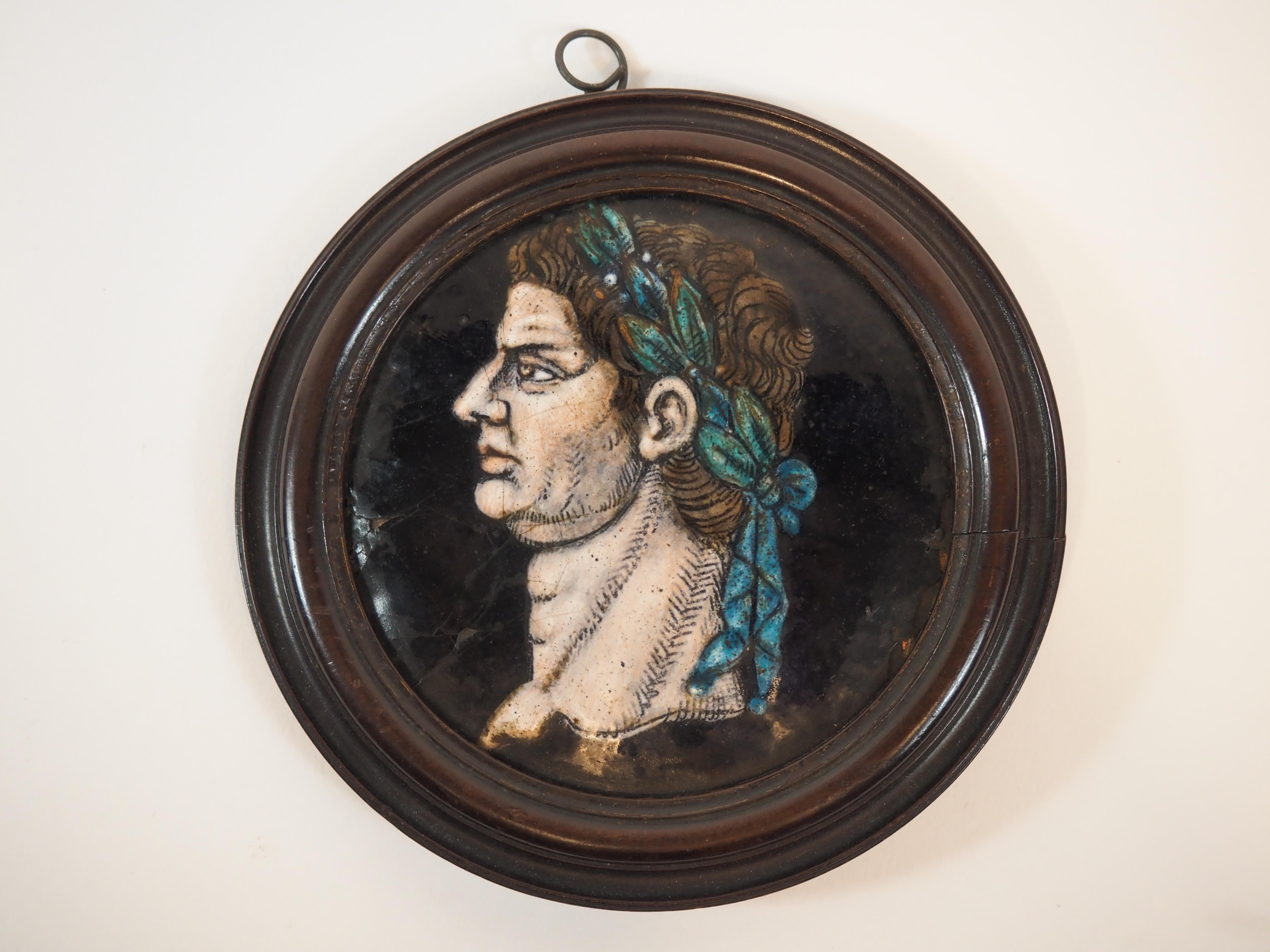 Two round enamel plaques with Roman emperor's portraits en profil of Nero and Caligula, from a series of twelve, in the manner of Jacques I Laudin.

France, 17th century.

Provenance: Dutch private collection

In fairly good condition, some damage
