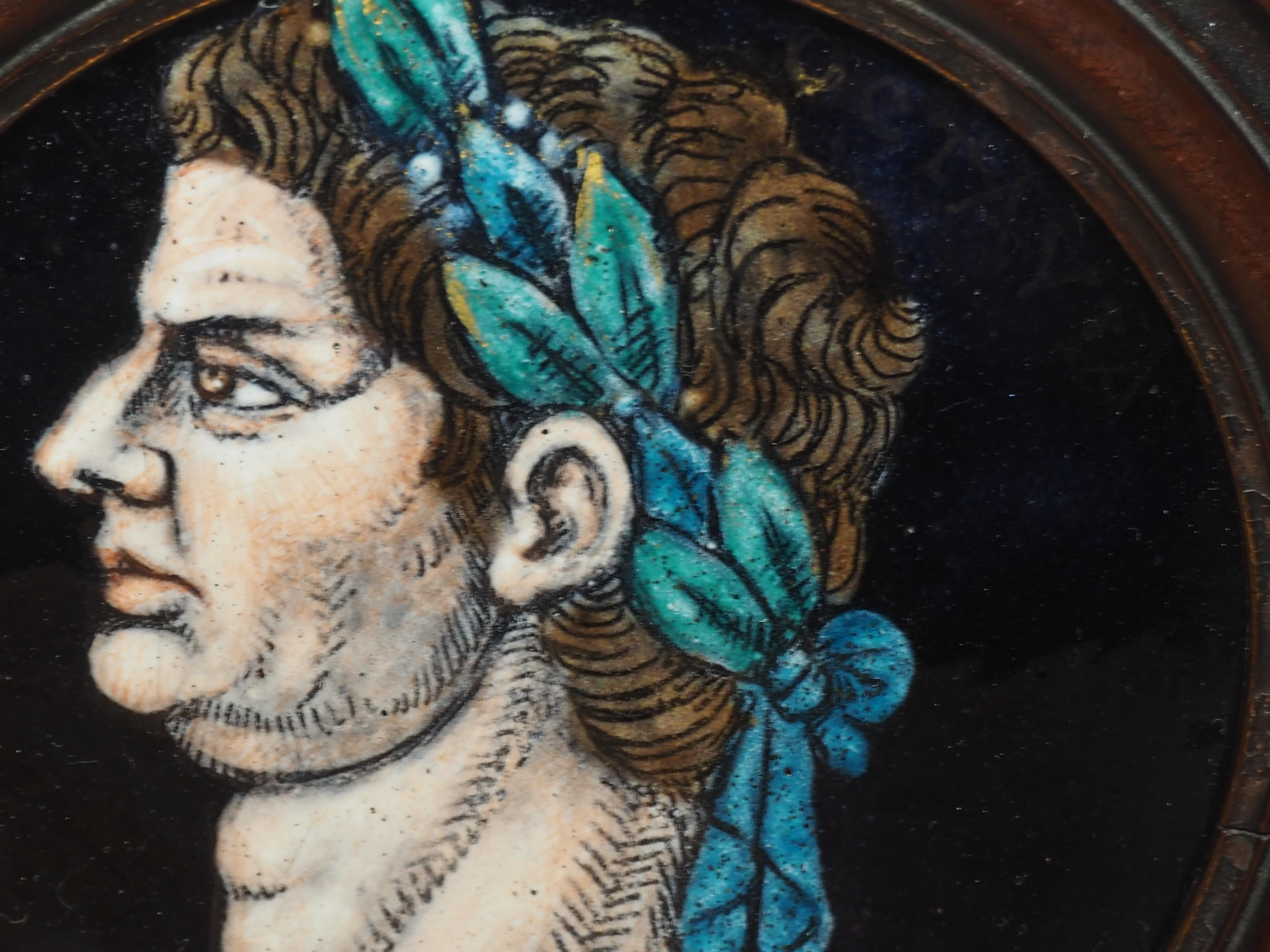 Dos placas redondas de esmalte Nerón y Calígula, a la manera de Jacques I Laudin Francés en venta