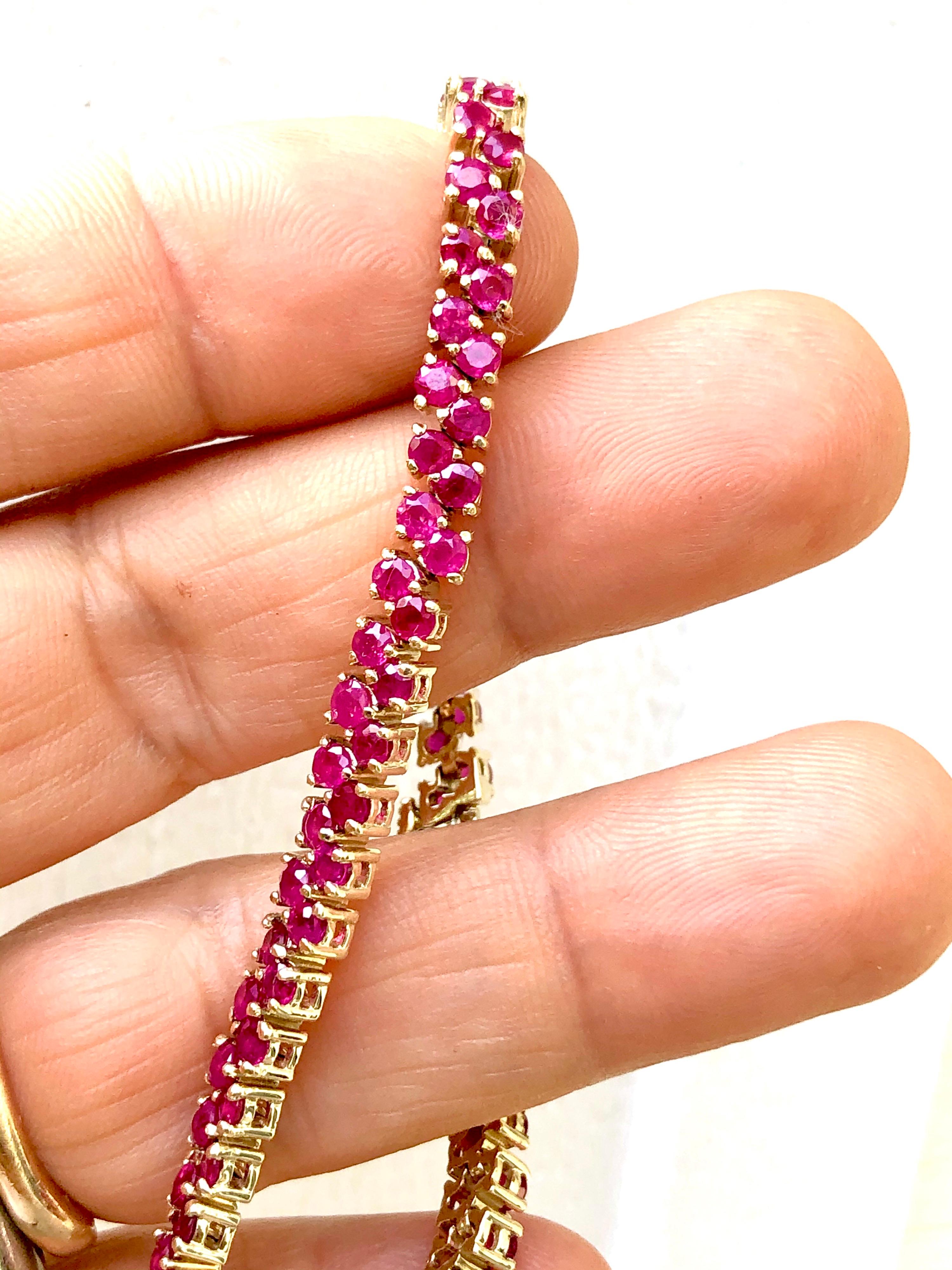 Two-Row 11.00 Carat Ruby Bracelet Yellow Gold For Sale 3