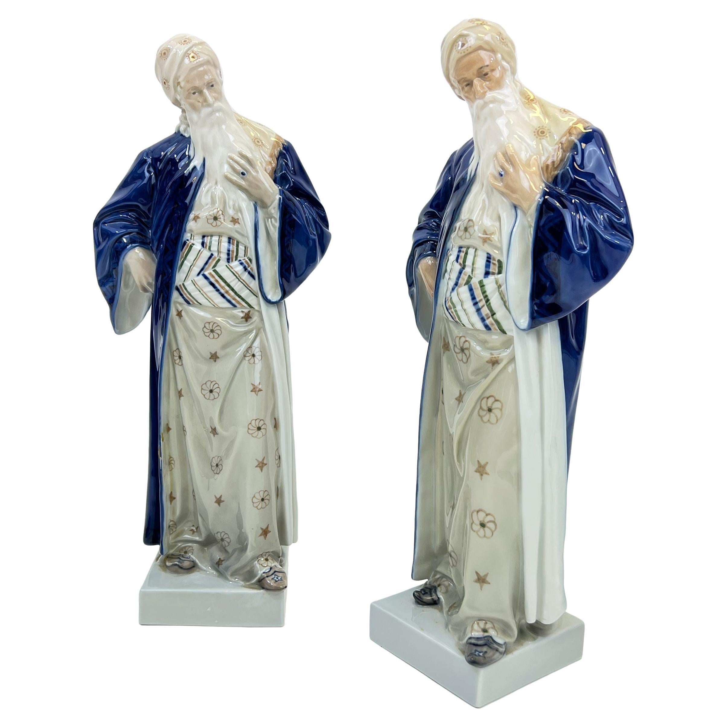 Deux figurines en porcelaine de Royal Copenhagen représentant Nathan la sagesse