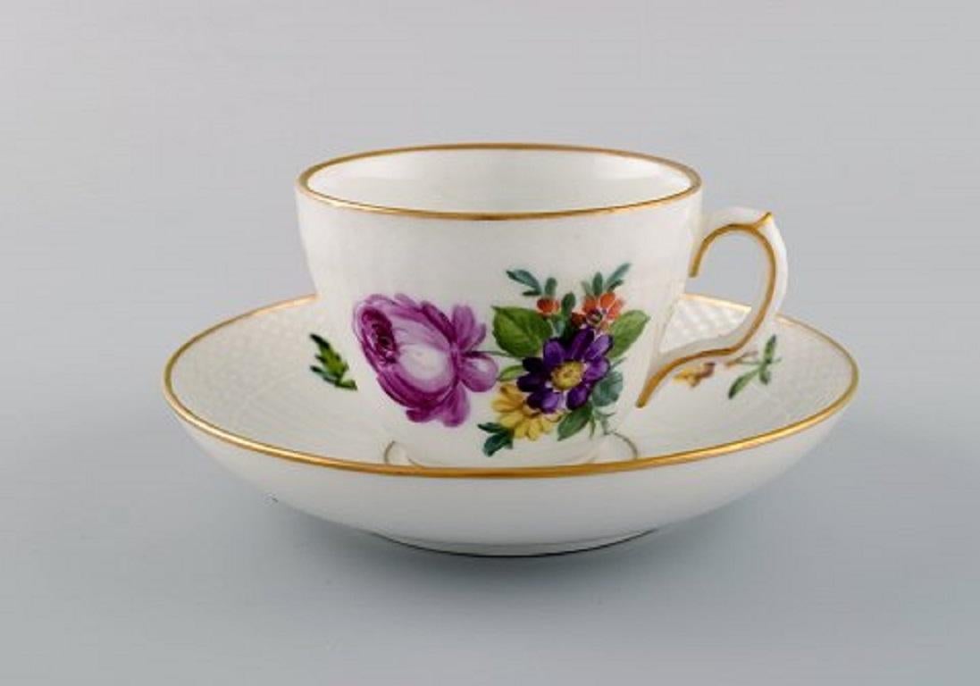 Danish Two Royal Copenhagen Saxon Flower Coffee Cups with Saucers and Two Plates For Sale