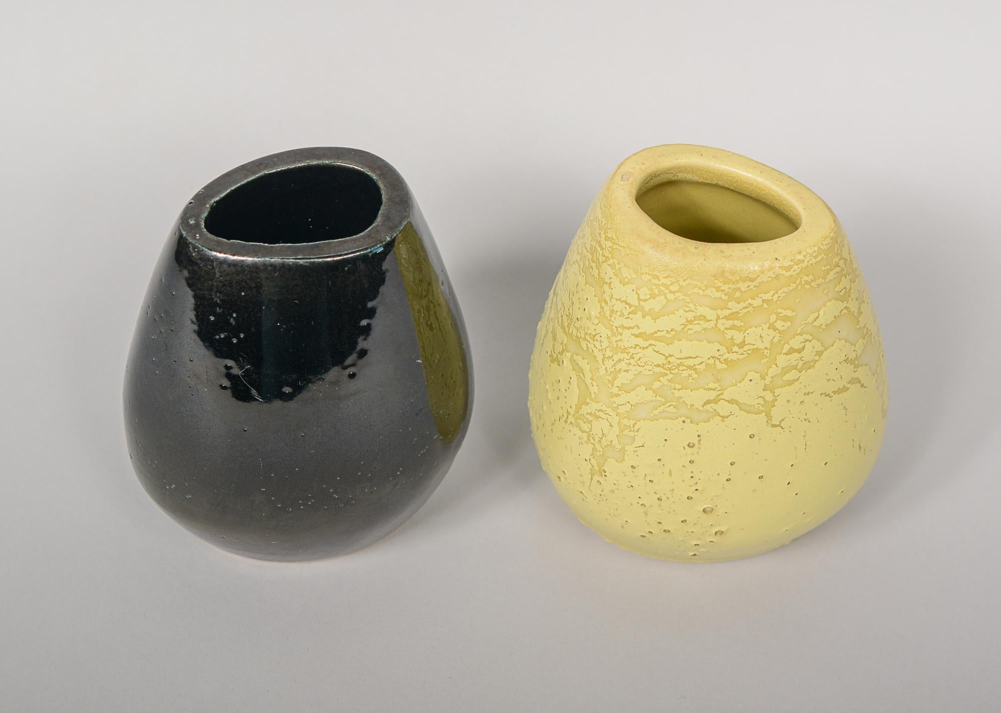 Russel Wright Bauer Korsage-Vasen (amerikanisch) im Angebot