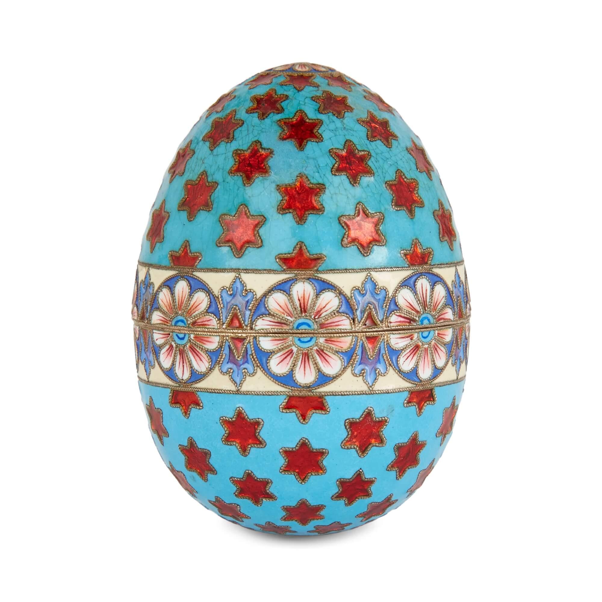 Two Russian Silver Gilt and Cloisonné Enamel Eggs on Stands  In Good Condition For Sale In London, GB