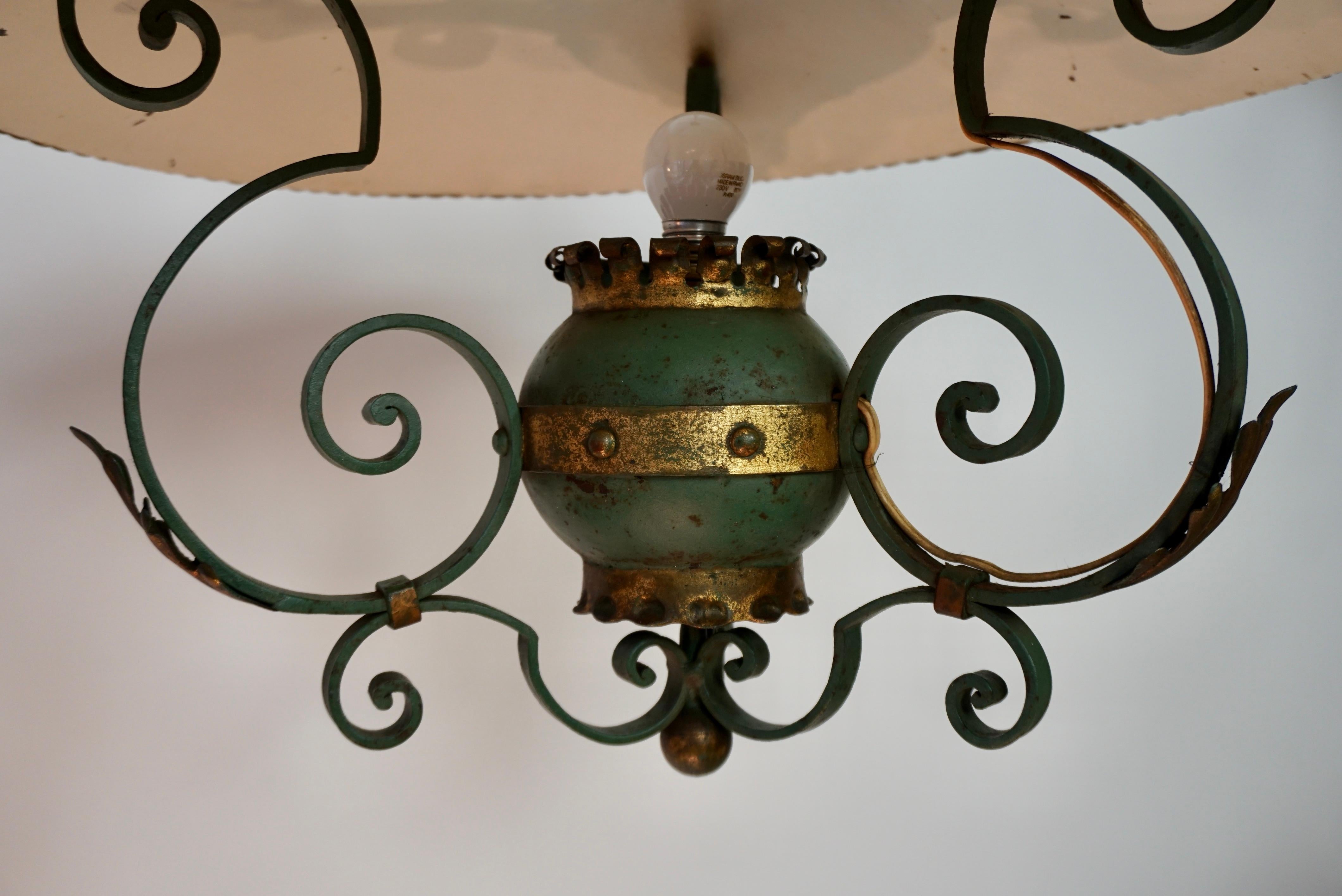 Due lampadari rustici in ferro battuto in stile francese in vendita 6