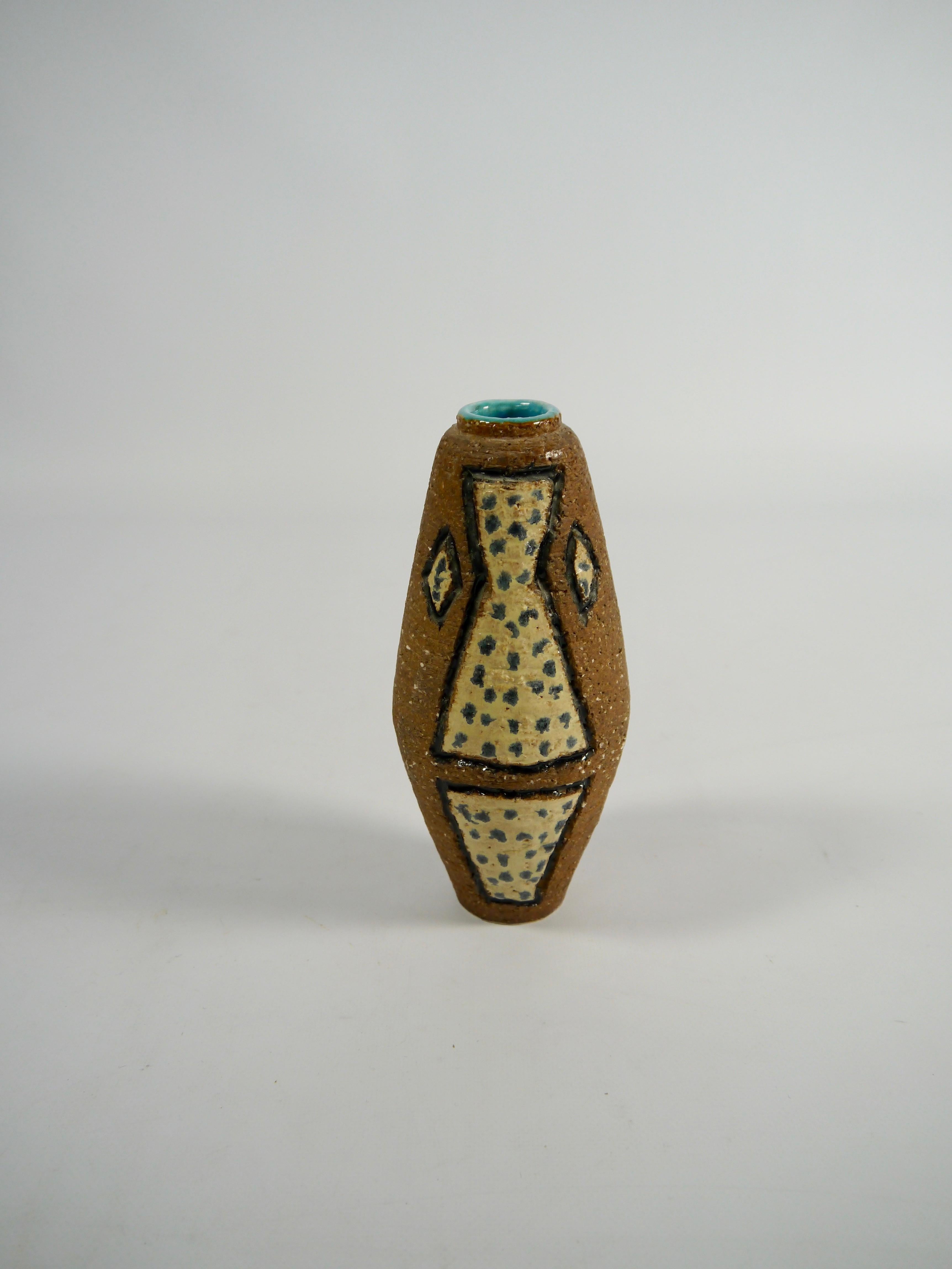 Norvégien Deux vases rustiques en céramique de style indigène, Norvège, années 1960 en vente