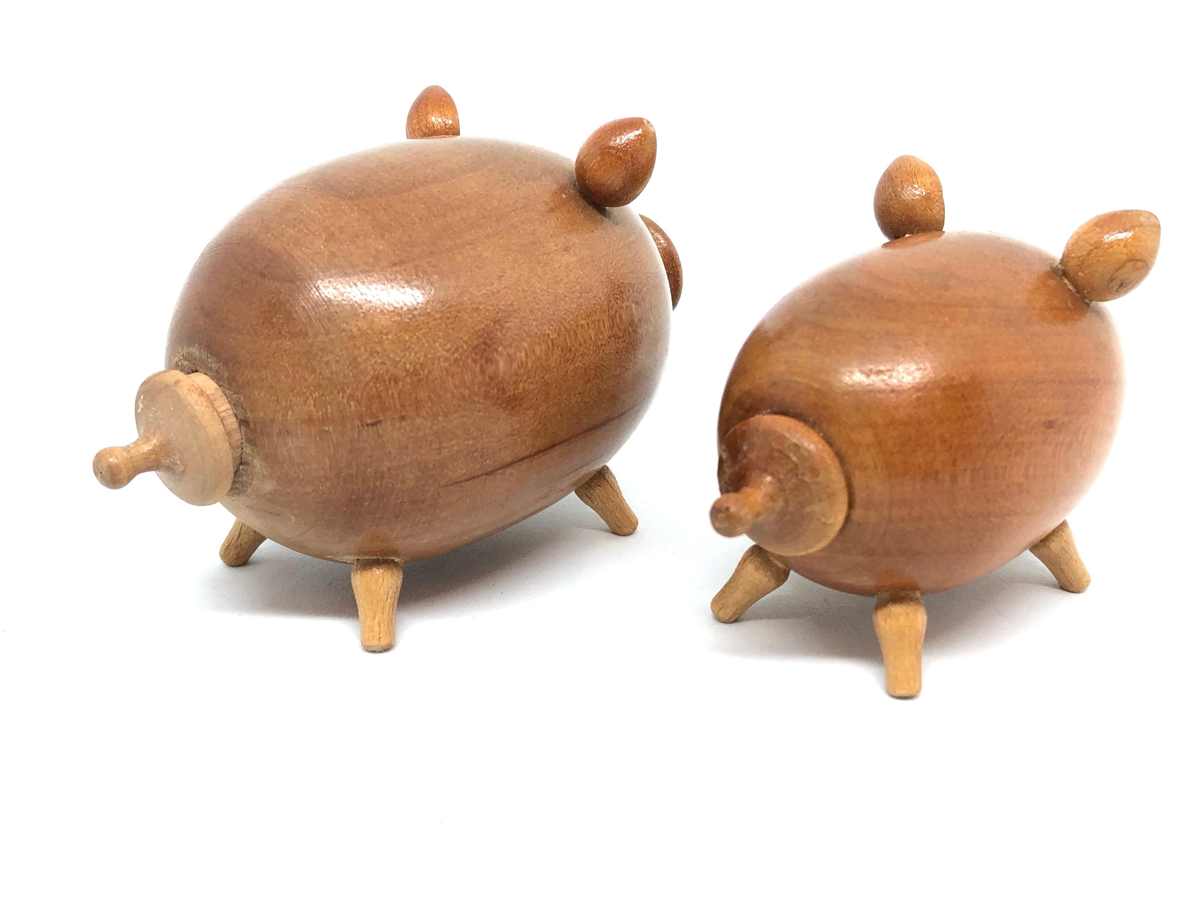 Mid-Century Modern Two Salt & Paper Shaker Pigs Wood Danish Design, 1960s
