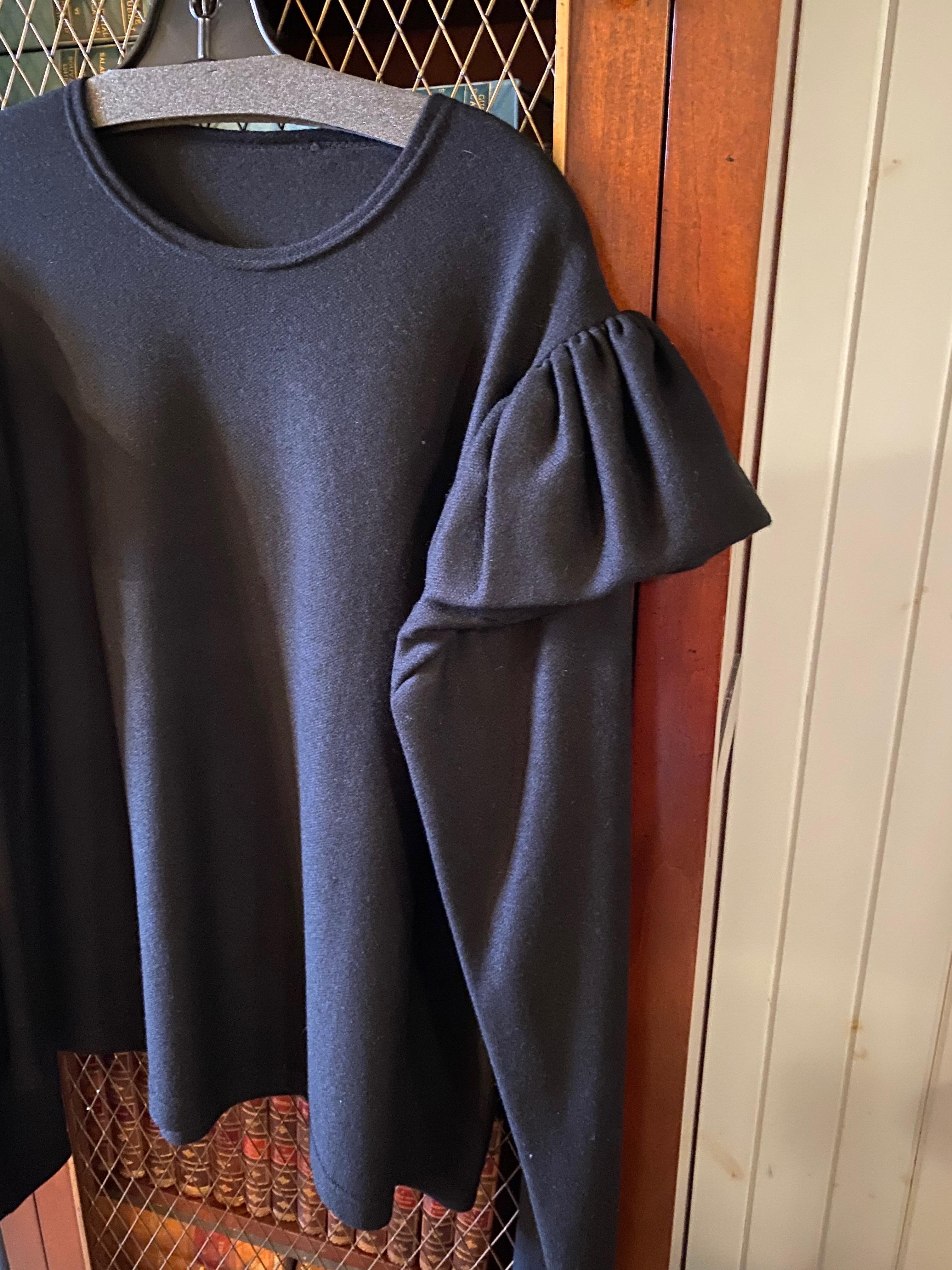 Women's or Men's Two Sam Kori George Cashmere Sweaters.  Black And Cream With Sholder Detail. For Sale