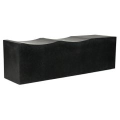 Banc Two Scoops en résine, granulats de pierre et fibre de verre par Zachary A. Design