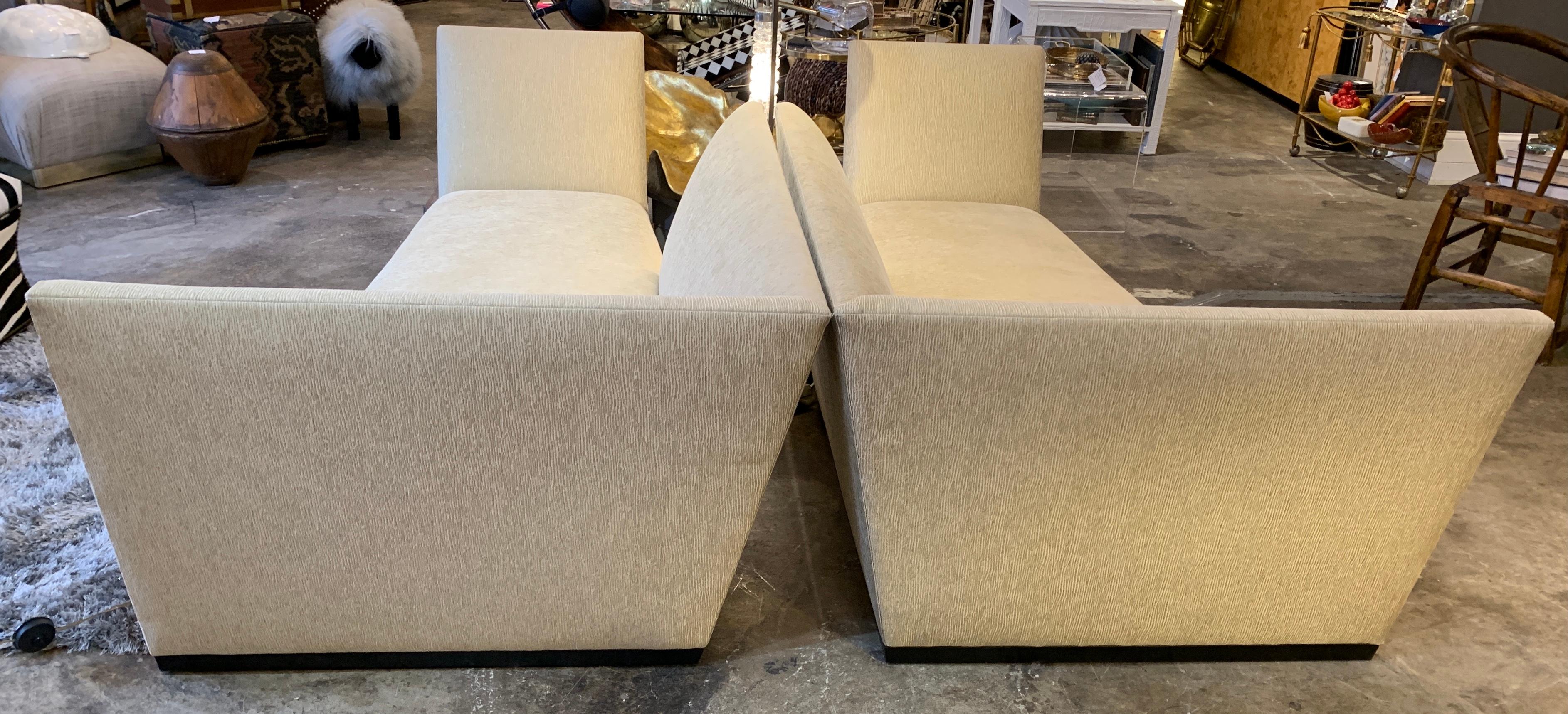Two Sculptural Donghia Sofas by Joe D'urso with Ecru Chenille Upholstery 8