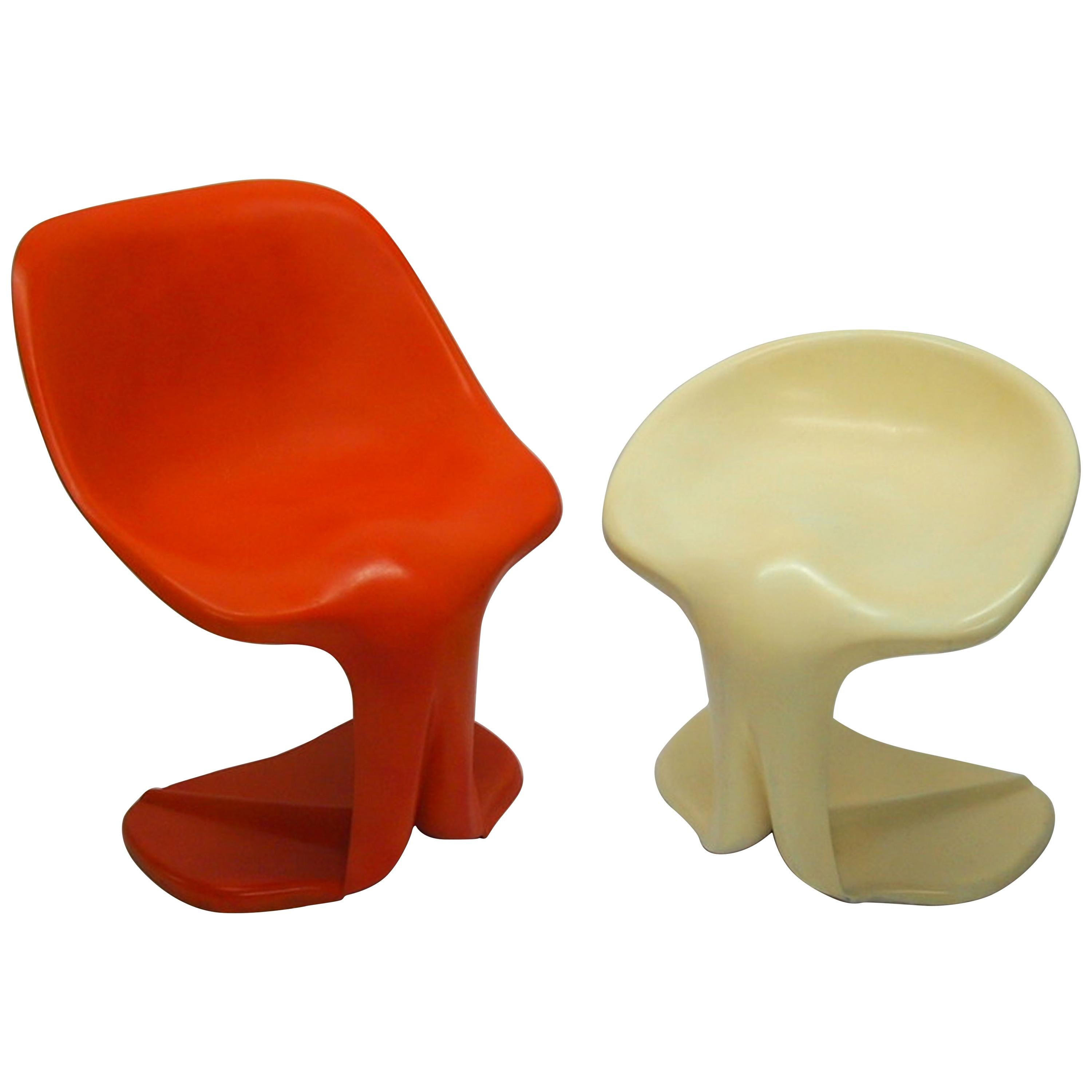 Two Sculptural Fiberglass Chairs by Jean Dudon, France, 1970