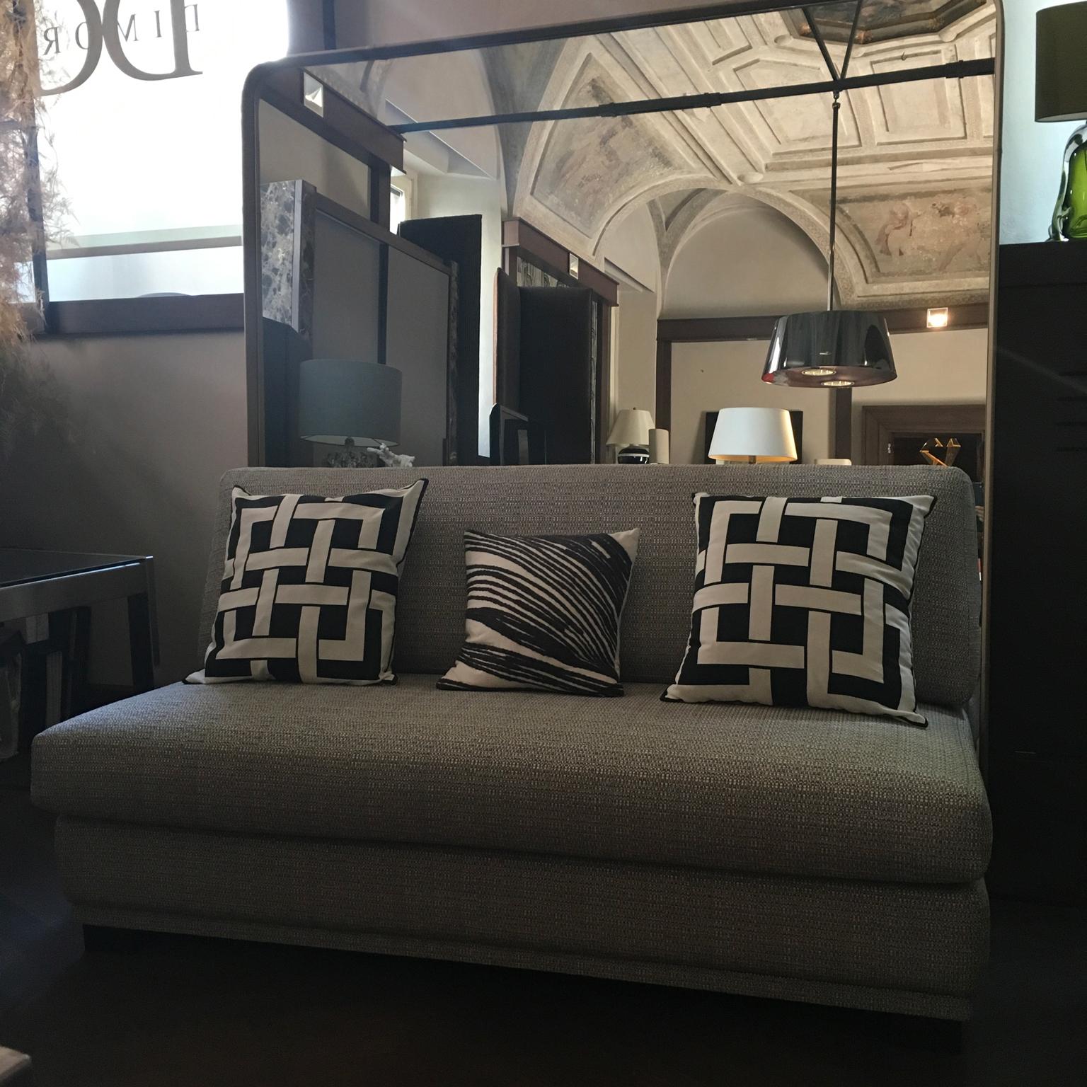 Italy Contemporary Design 2 Seats Sofa Light Grey For Sale 10