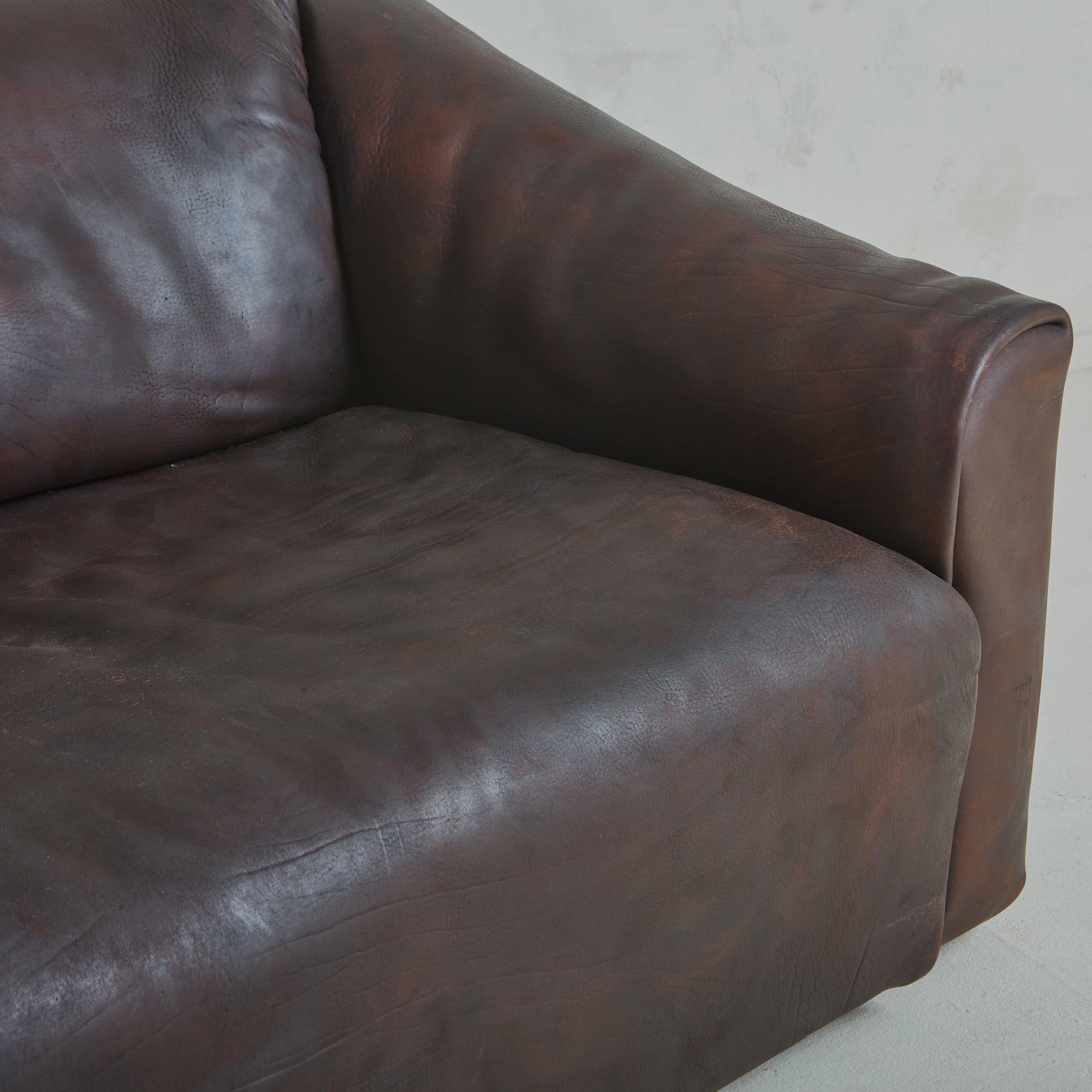 Late 20th Century Two-Seat ‘DS-47’ Sofa in Buffalo Leather by De Sede, Switzerland 1970s For Sale