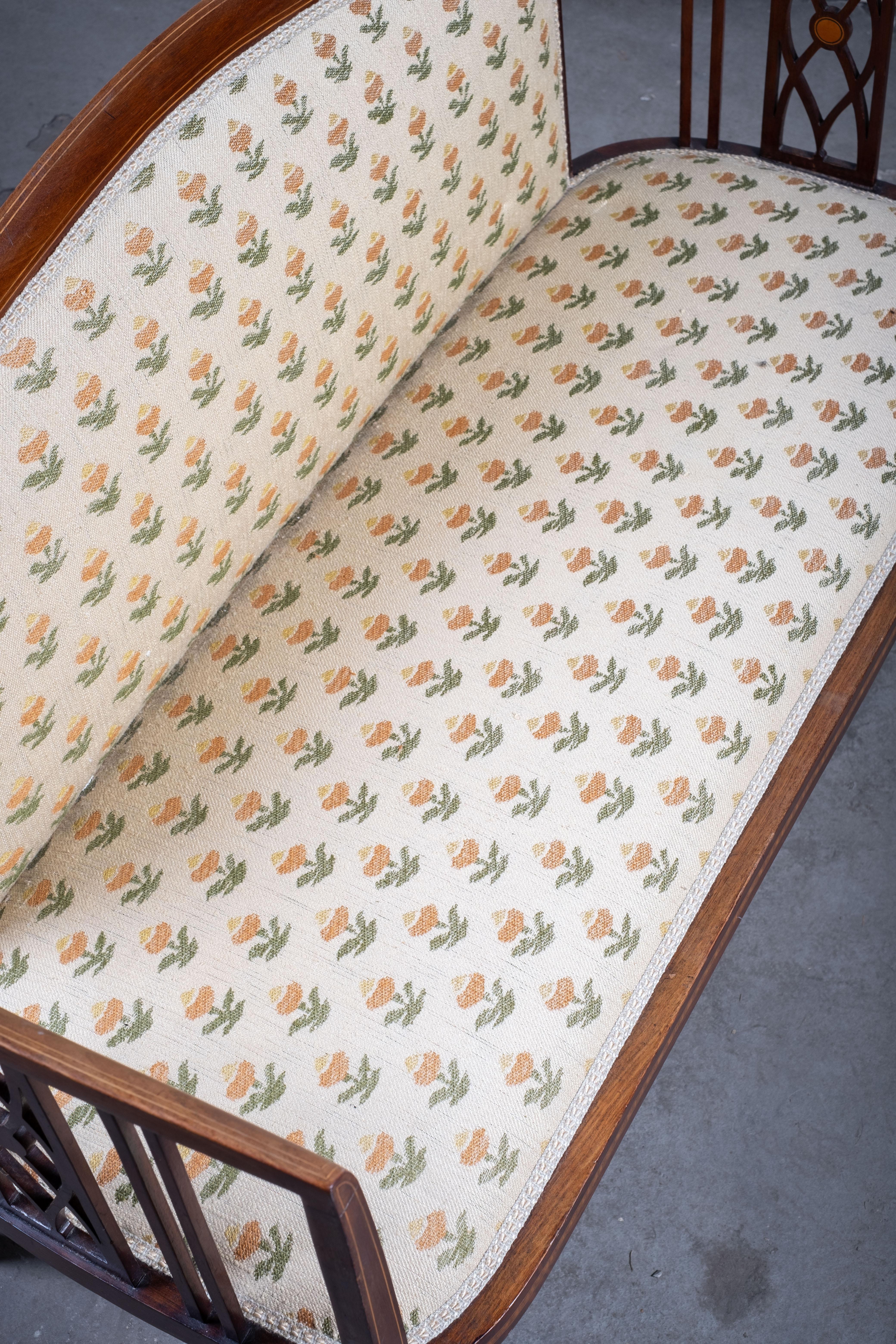 Two-Seat Sofa / Bench in Mahogany, Art Nouveau Style, Early 1900s For Sale 4