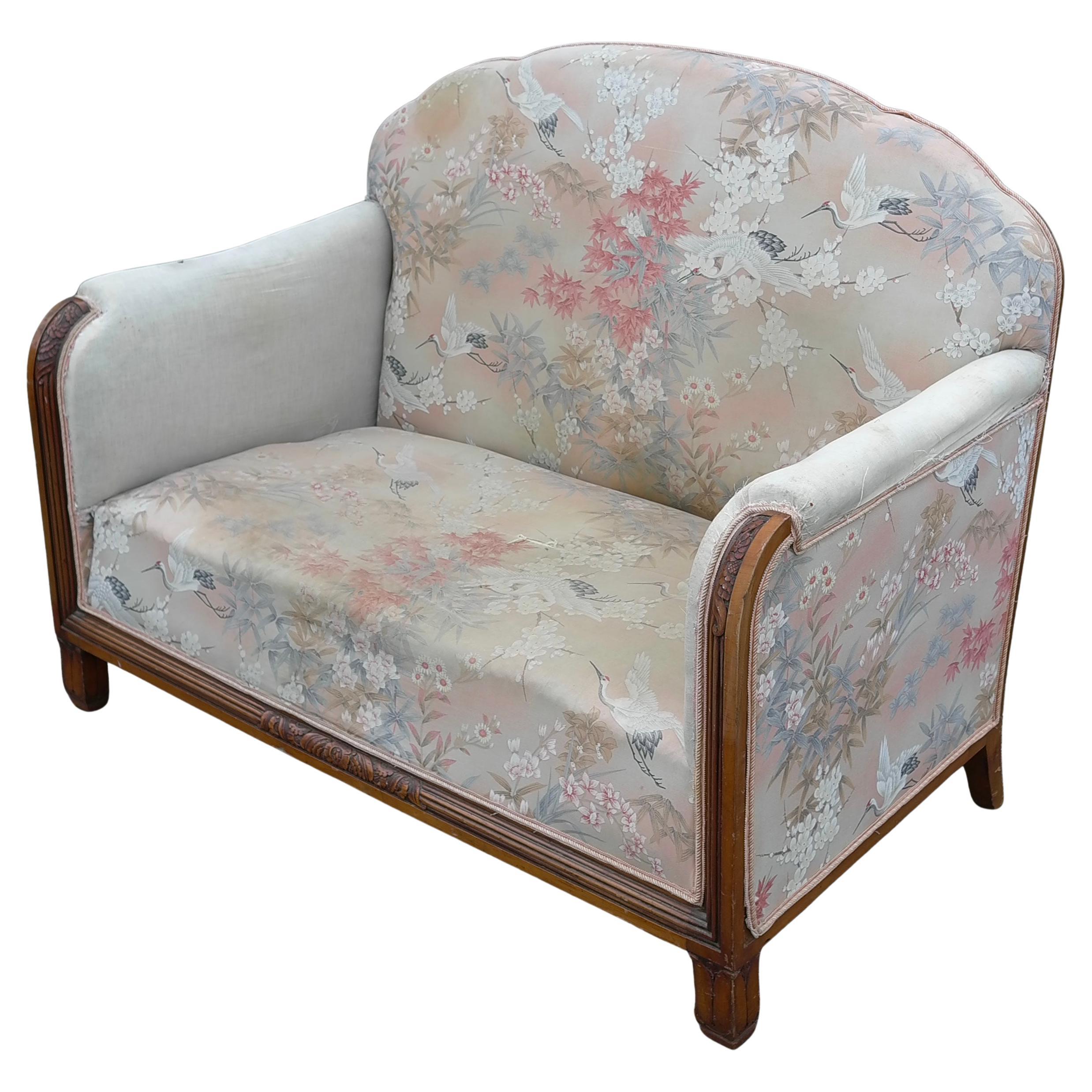 Zweisitziges Sofa Maurice Dufrene, mit floralen Schnitzereien, Frankreich 1920er Jahre im Angebot