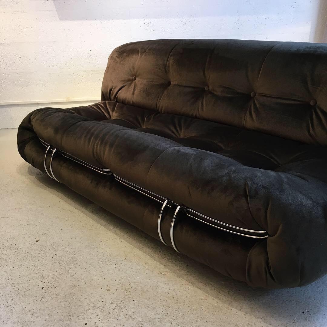 Late 20th Century Two-Seat Soriana Sofa by Afra & Tobia Scarpa for Cassina, Italy, 1970s