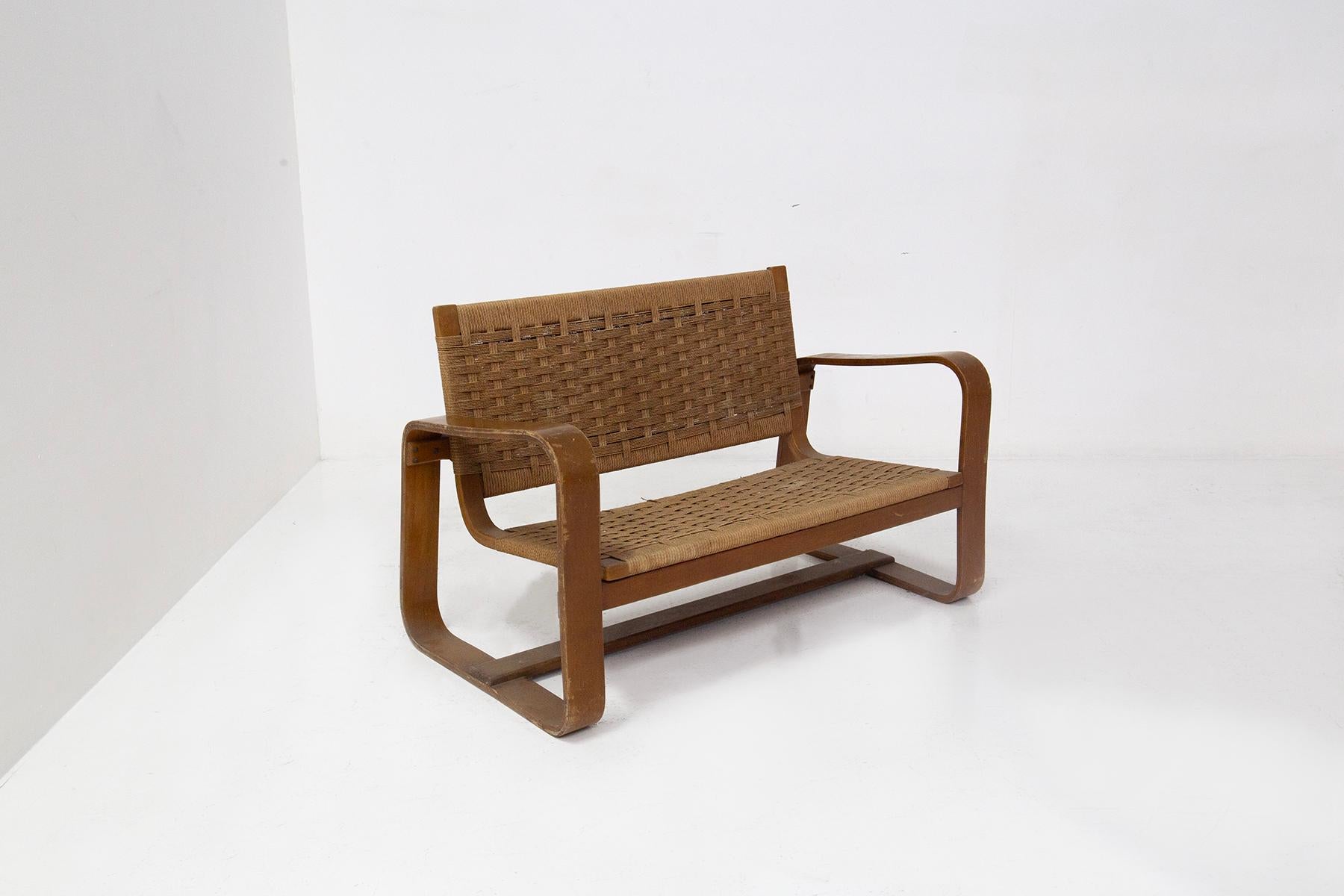 Zweisitziges strohsofa von Giuseppe Pagano im Zustand „Gut“ im Angebot in Milano, IT