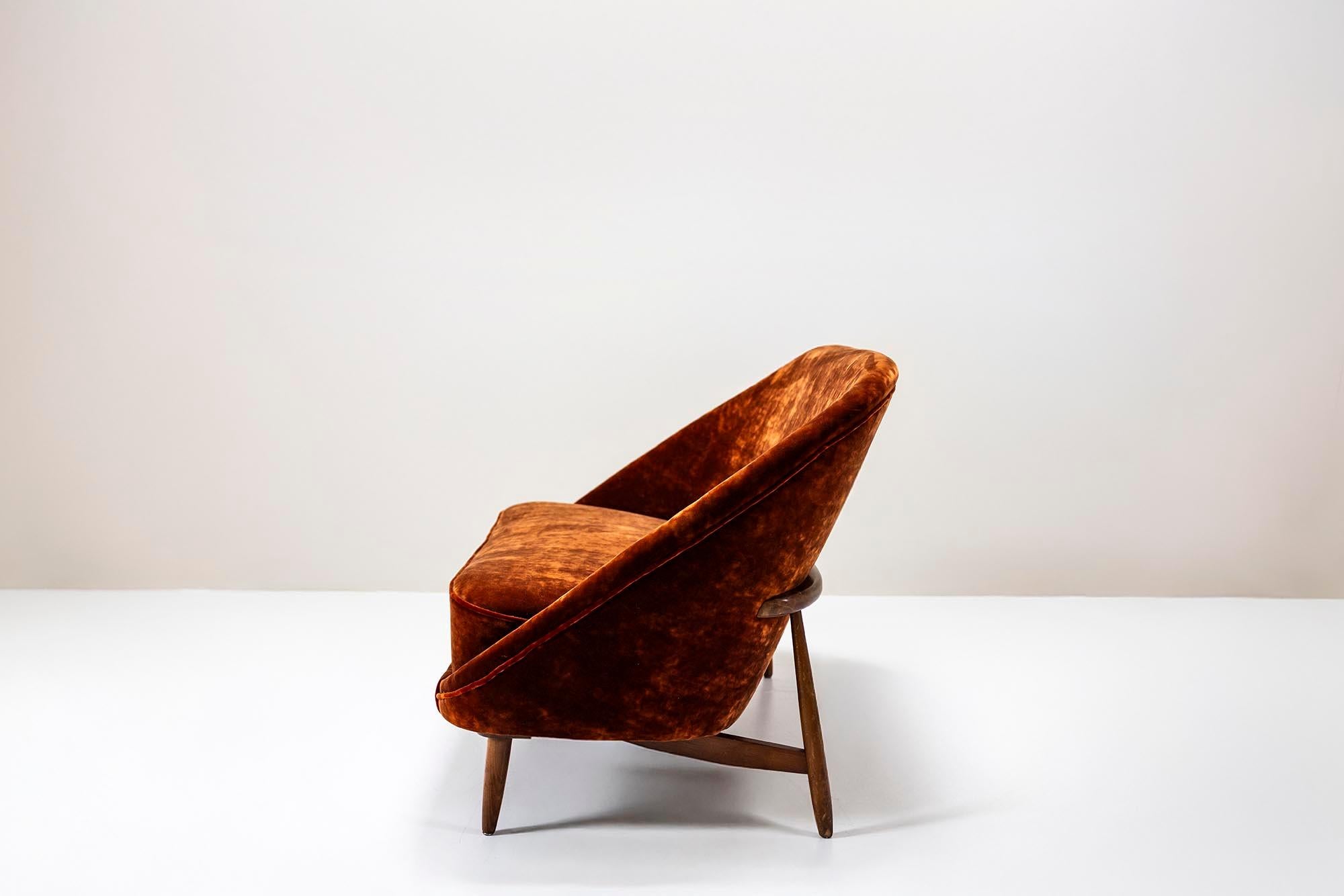 Modèle 115 en velours de Theo Ruth pour Artifort, Pays-Bas en vente 6