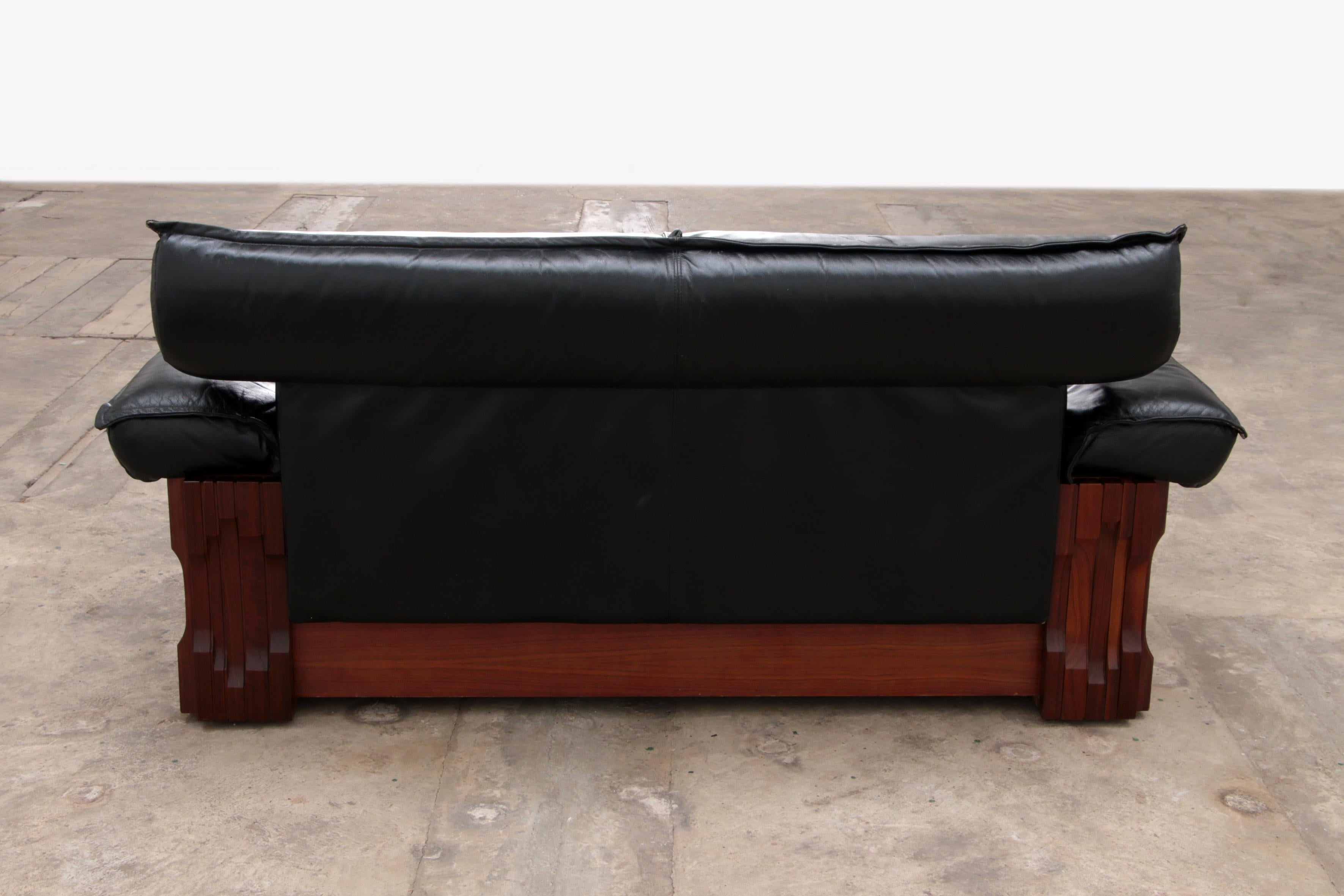 Two-seater by Luciano Frigerio Di Desio, from 1968 Model Norman'' Piano bench  For Sale 4