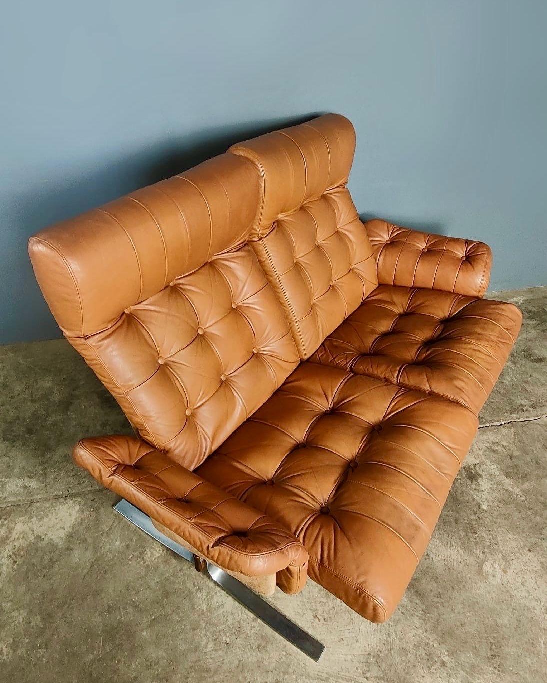 Neuer Bestand ✅

Zweisitziges Sofa 