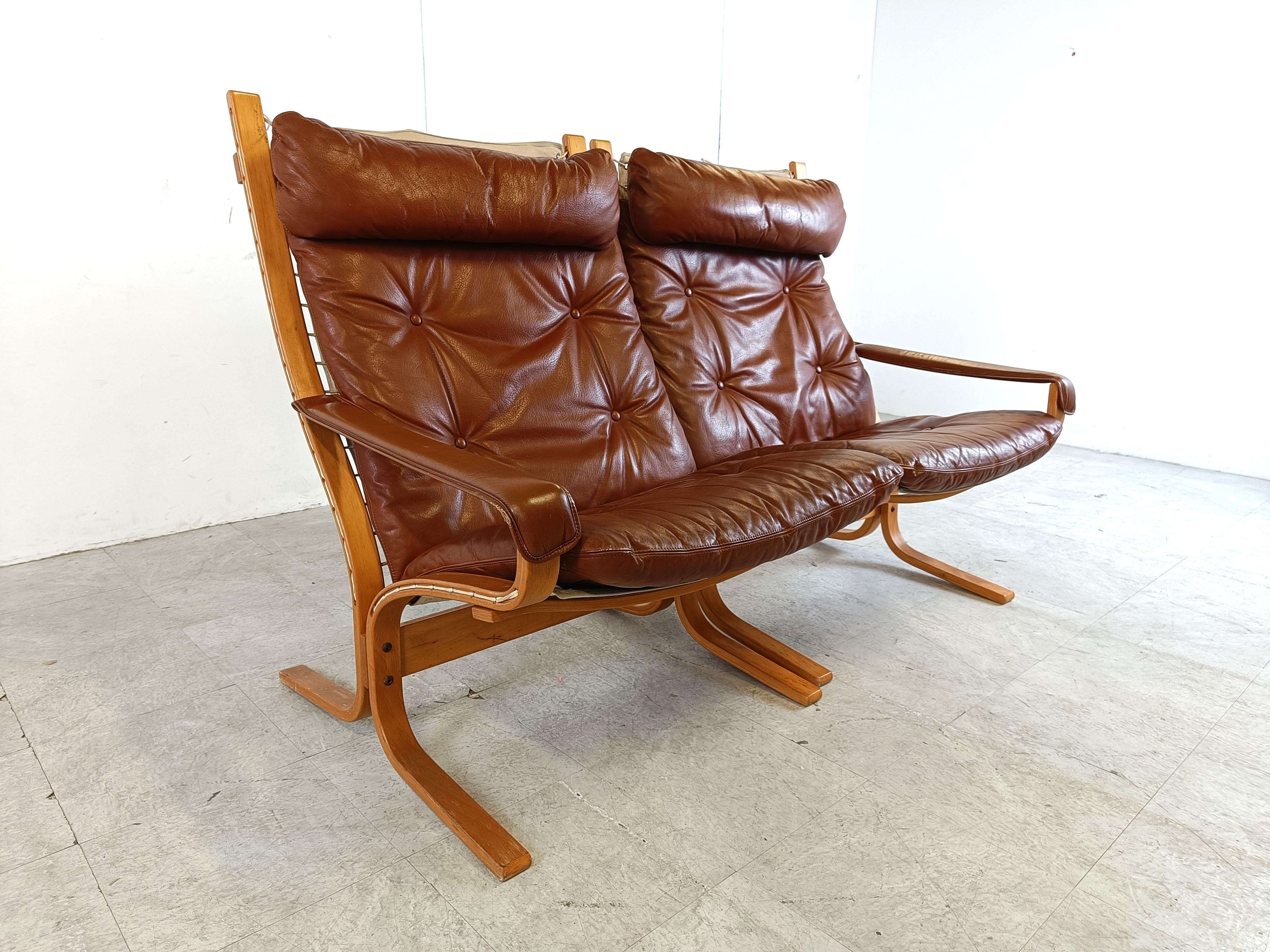 Two seater sofa by Ingmar Relling for Westnofa, 1980s 1