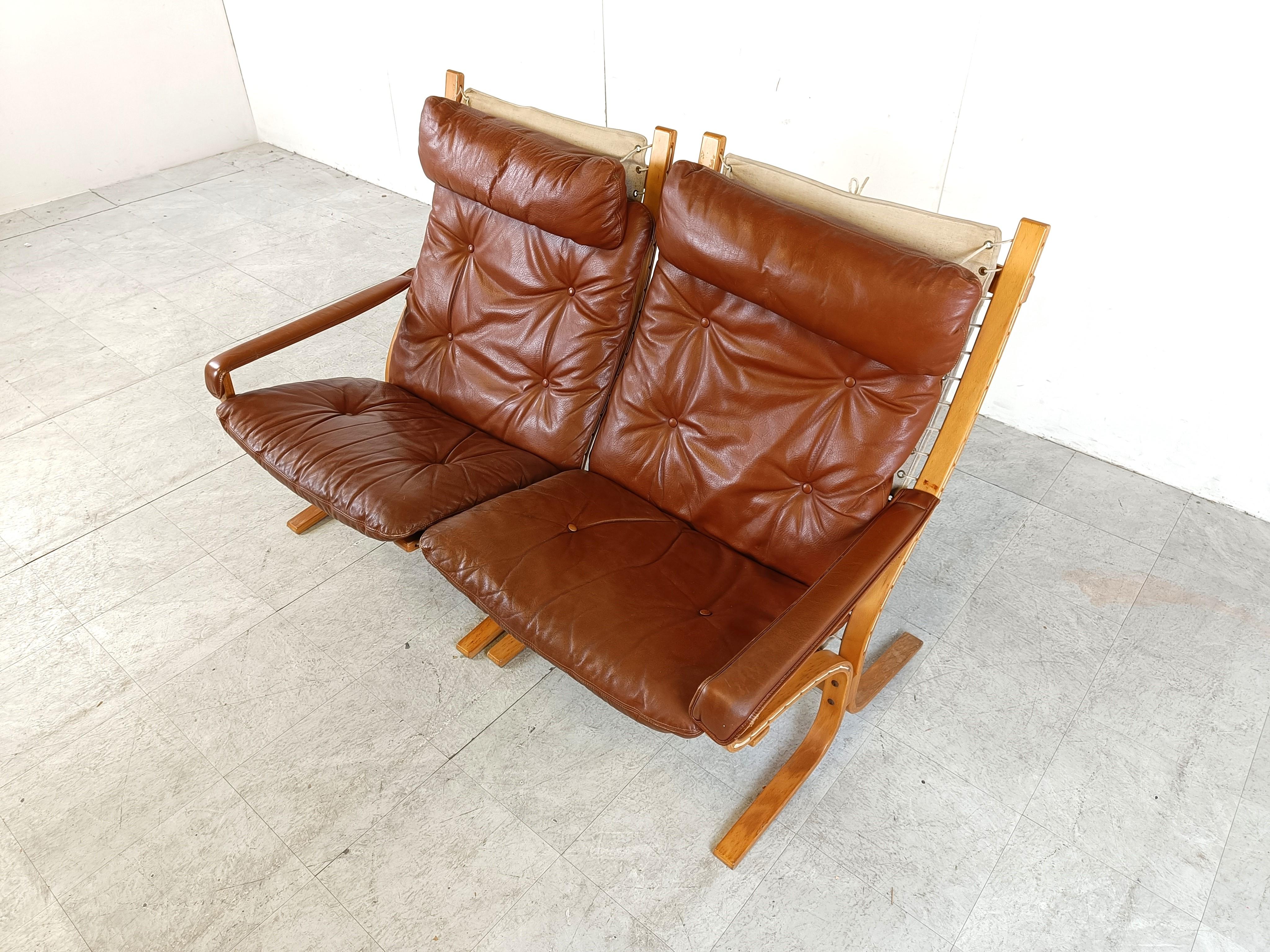 Two seater sofa by Ingmar Relling for Westnofa, 1980s 2