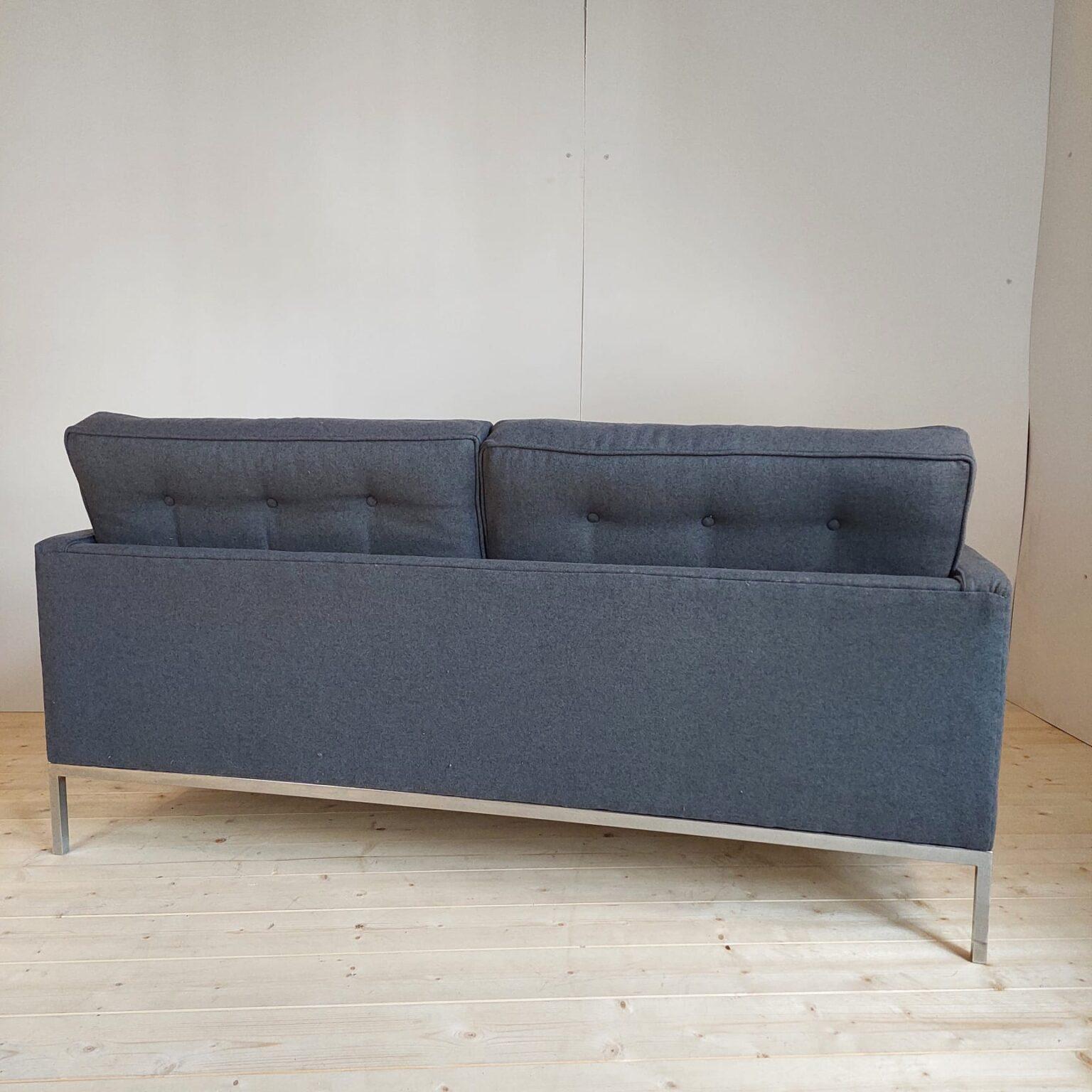 Two-seater sofa, Florence Knoll Bassett, Knoll International, 1954
