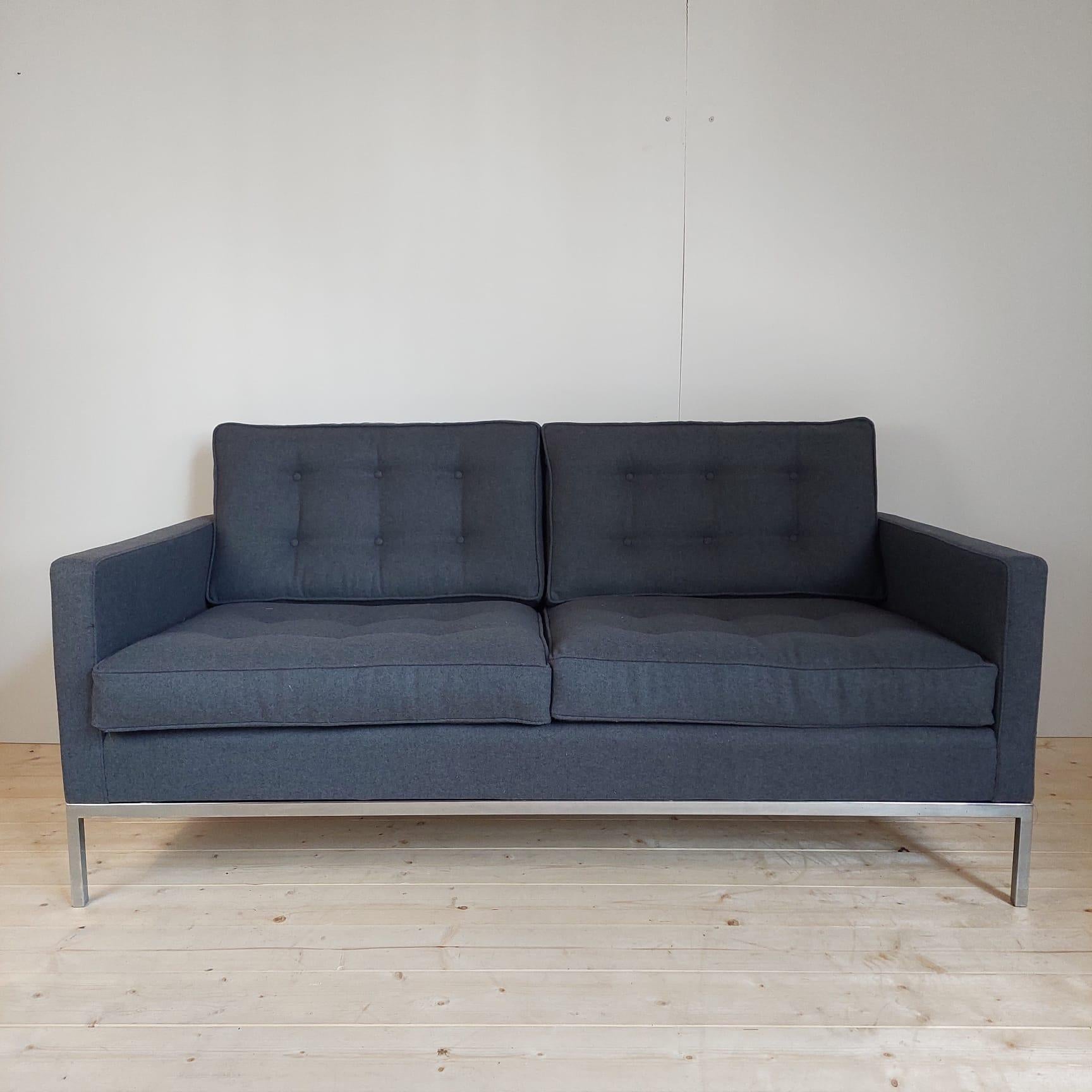 Mid-Century Modern Two-seater sofa, Florence Knoll Bassett, Knoll International, 1954
