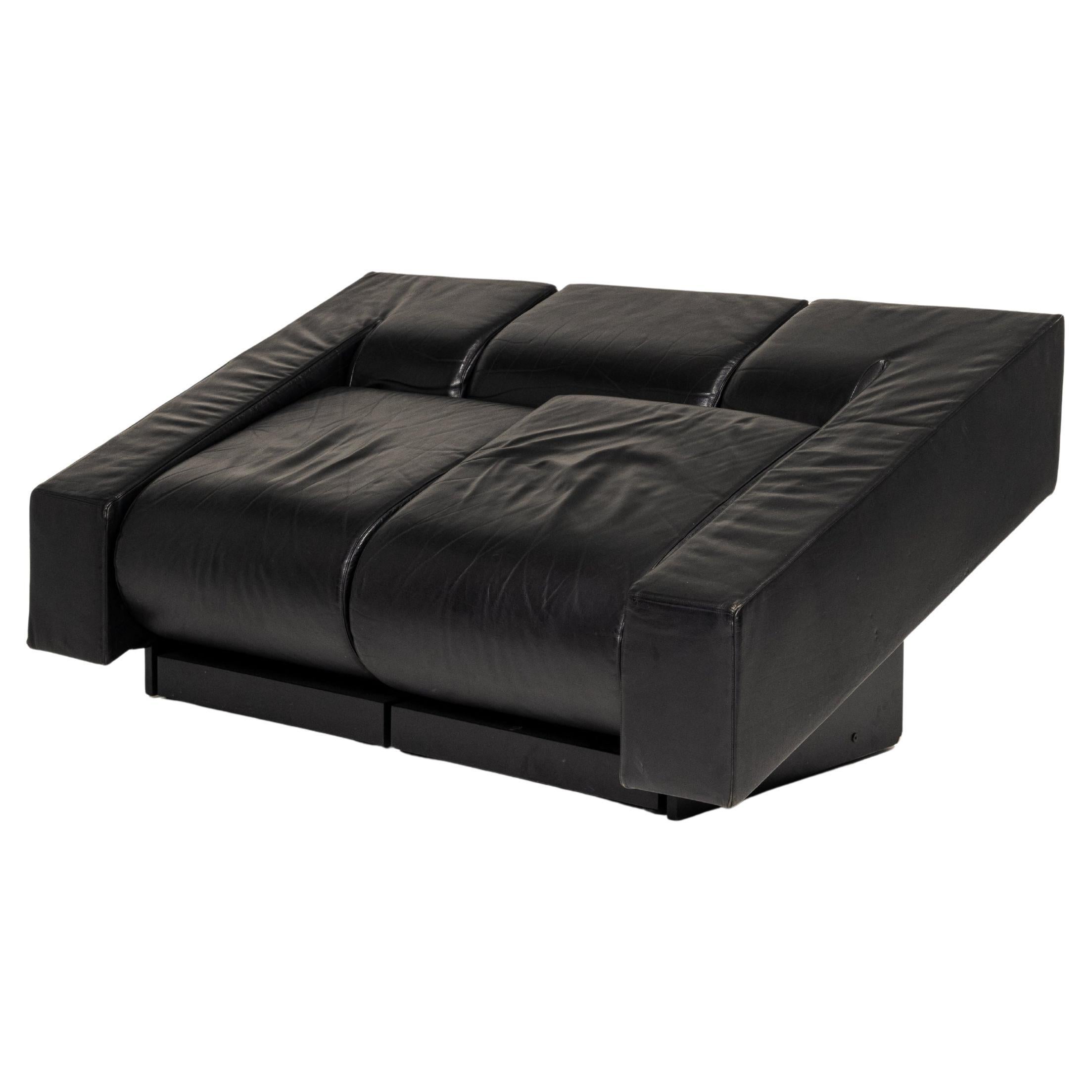 Two-seater sofa in leather, Mario Botta, 1980s For Sale