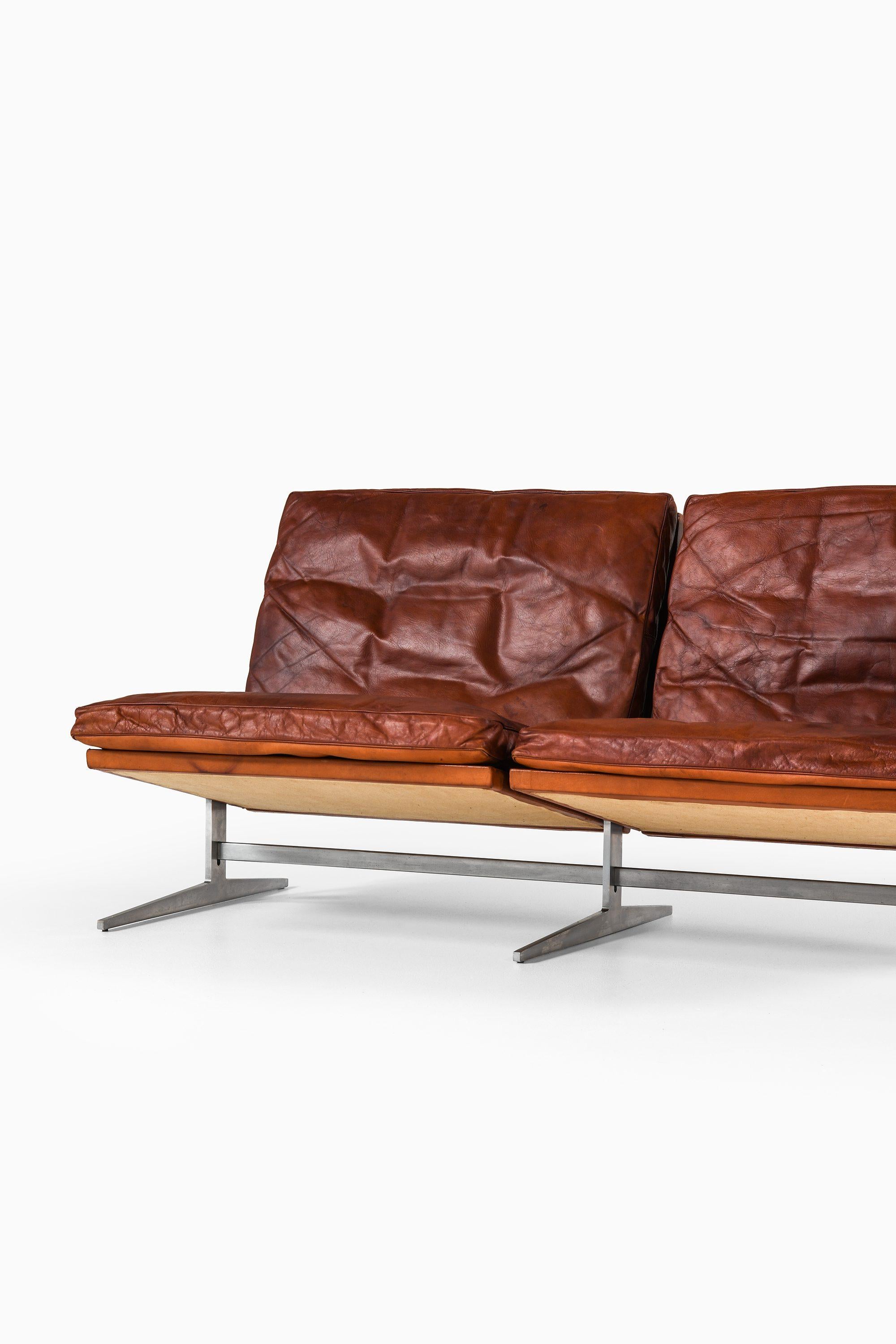 Zweisitziges Sofa aus Stahl und Leder von Jørgen Kastholm & Preben Fabricius, 1960er Jahre im Zustand „Gut“ in Limhamn, Skåne län