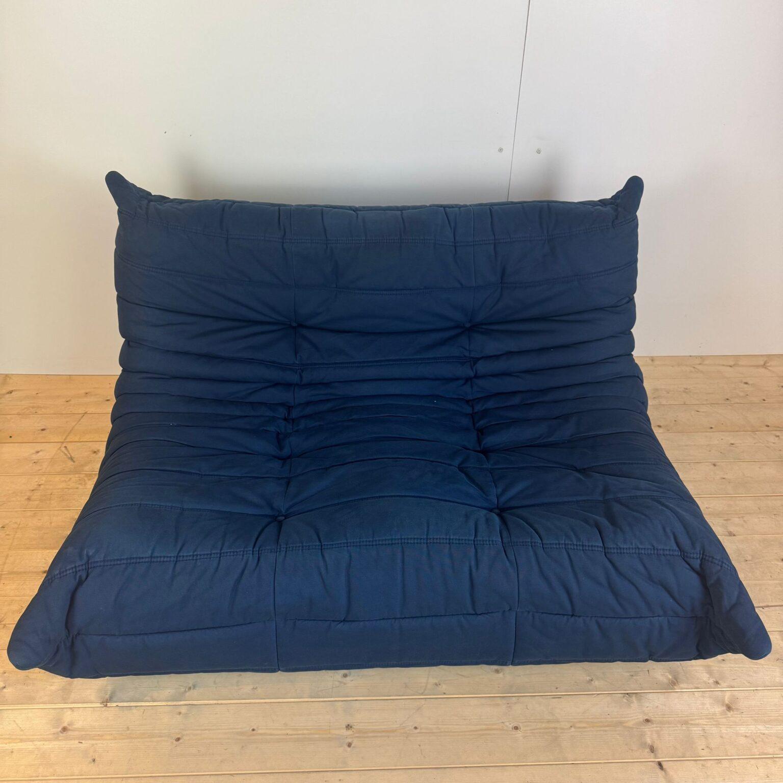 Zweisitziges Sofa 'Togo', Michel Ducaroy für Ligne Roset (Mid-20th Century) im Angebot