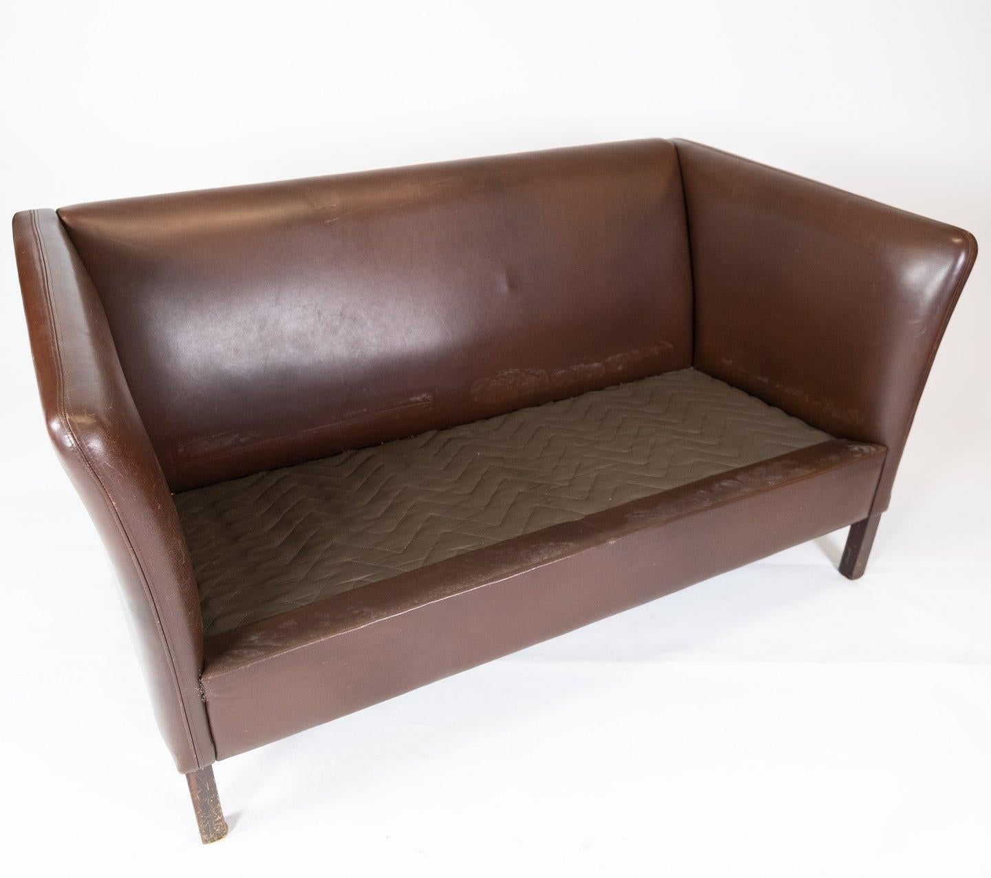 Two Seater Sofa Upholstered with Dark Brown Leather of Danish Design, 1960s In Good Condition For Sale In Lejre, DK