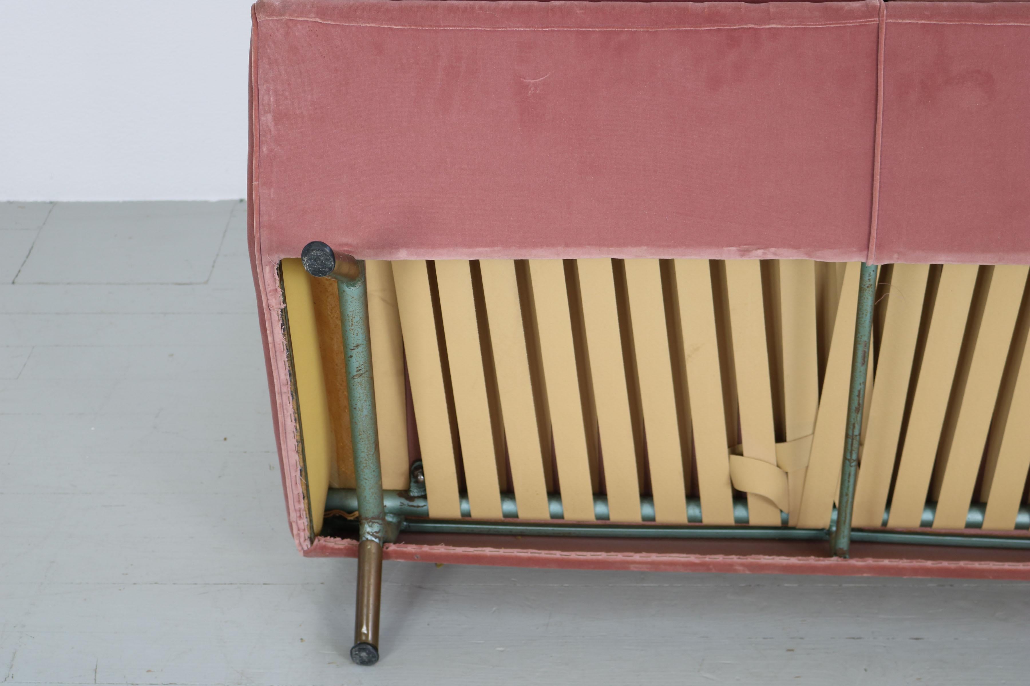 Triennale-Sofa mit zwei Sitzen, Marco Zanuso, Arflex, Italien, 1950er Jahre (Messing) im Angebot