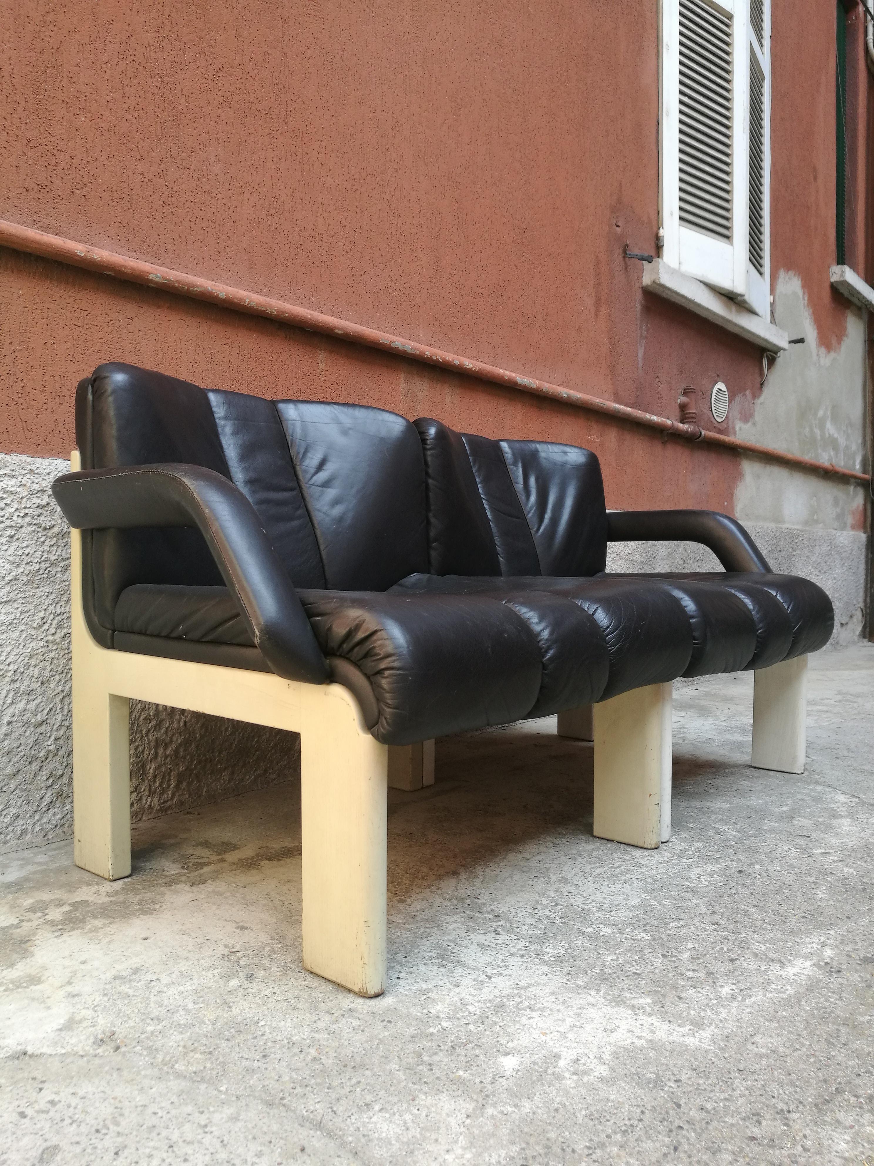 Two-Seat Leather Modular Sofa, 1980s In Good Condition In MIlano, IT