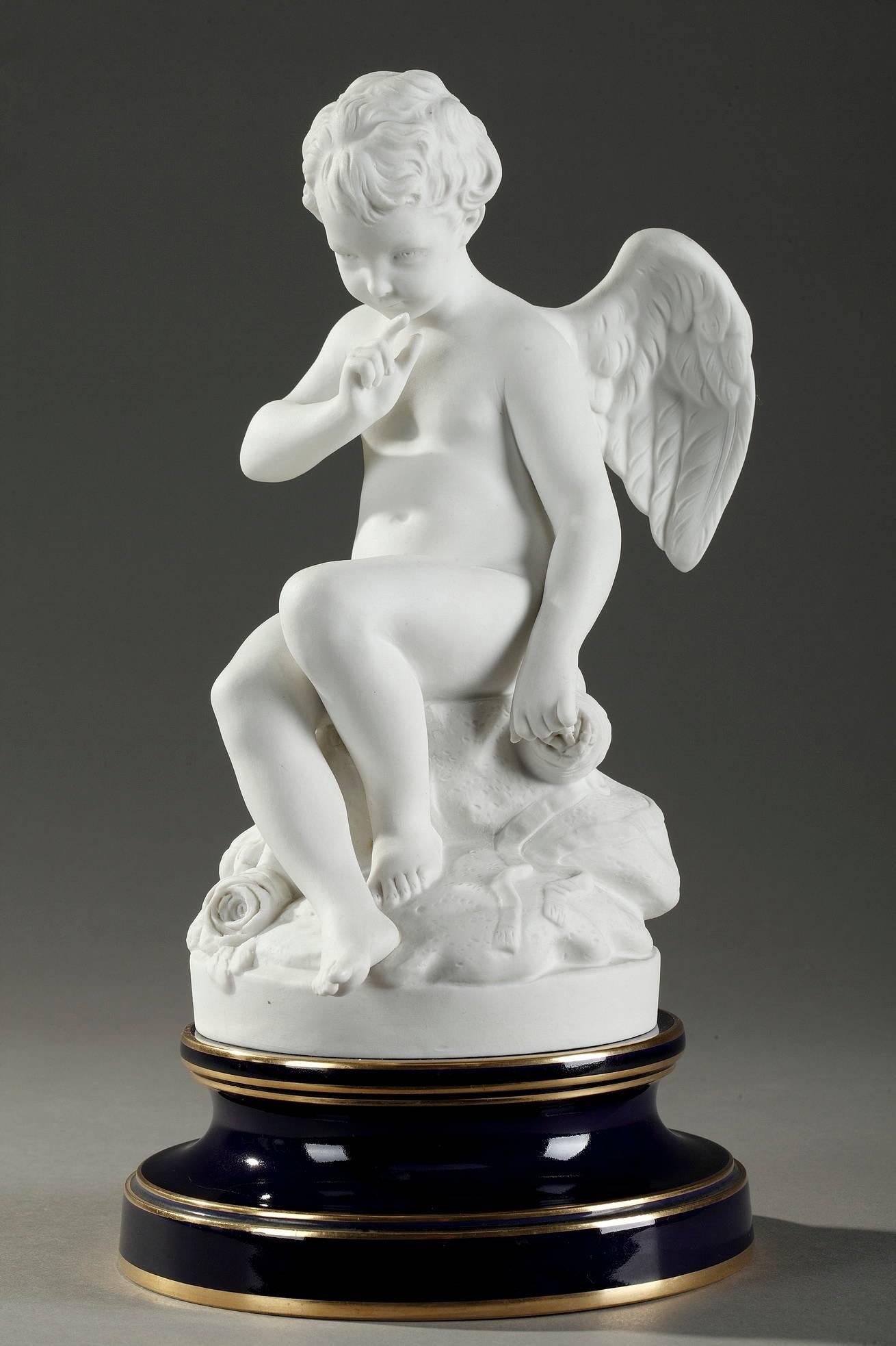20ième siècle Deux figurines en porcelaine de Sèvres menaçant Cupidon et Psyché d'après Falconet