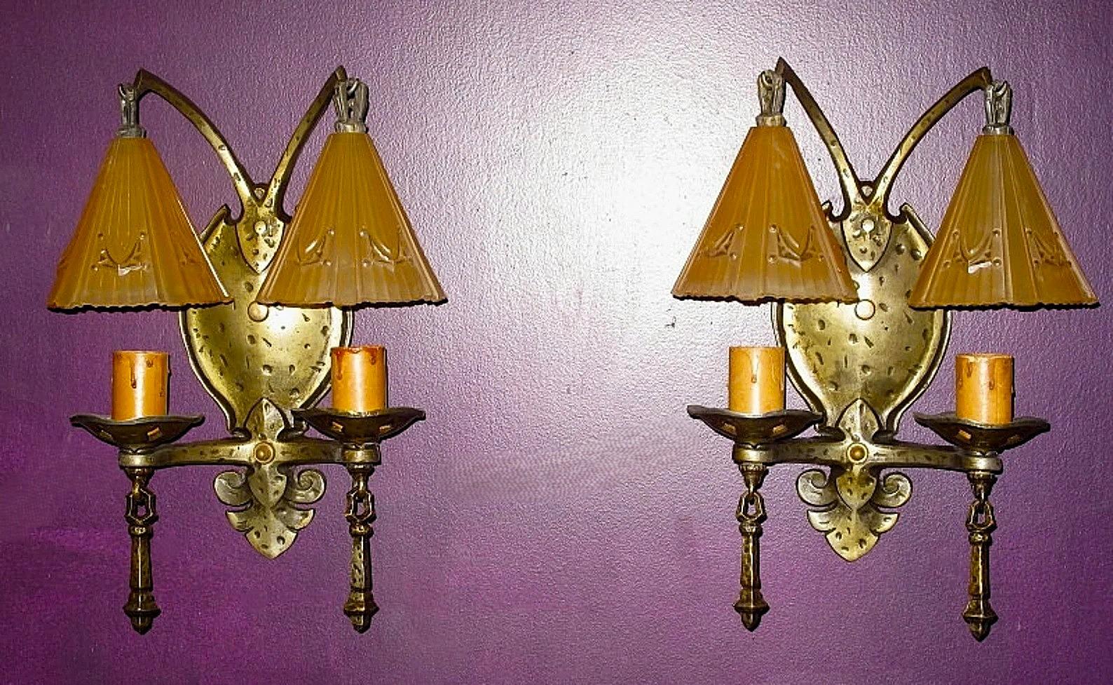 Pair of vintage Lincoln Storybook style wall sconces with original shades. Refinished to an exact match of the original finish. Shade in excellent condition with no visible chips or cracks.
Priced per pair with 2 pair available.
Great cottage or