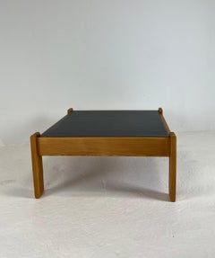 Table basse moderniste à deux faces en hêtre, années 1970