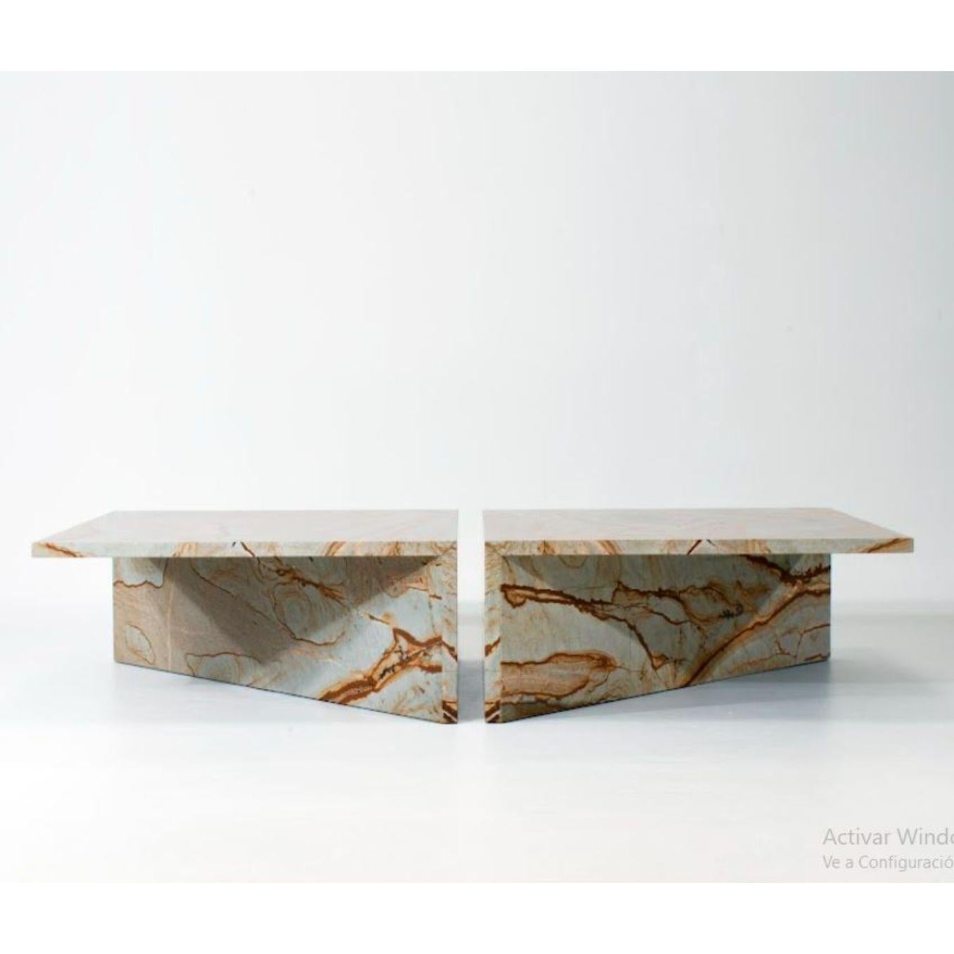 Two sides of solitude coffee table by Claste
Dimensions: D 106.7 x W 106.7 x H 35.5 cm
Material: Marble
Weight: 364 kg
Also vailable in two standard sizes.

Since 2017 Quinlan Osborne has cultivated an aesthetic in his work that is rooted in