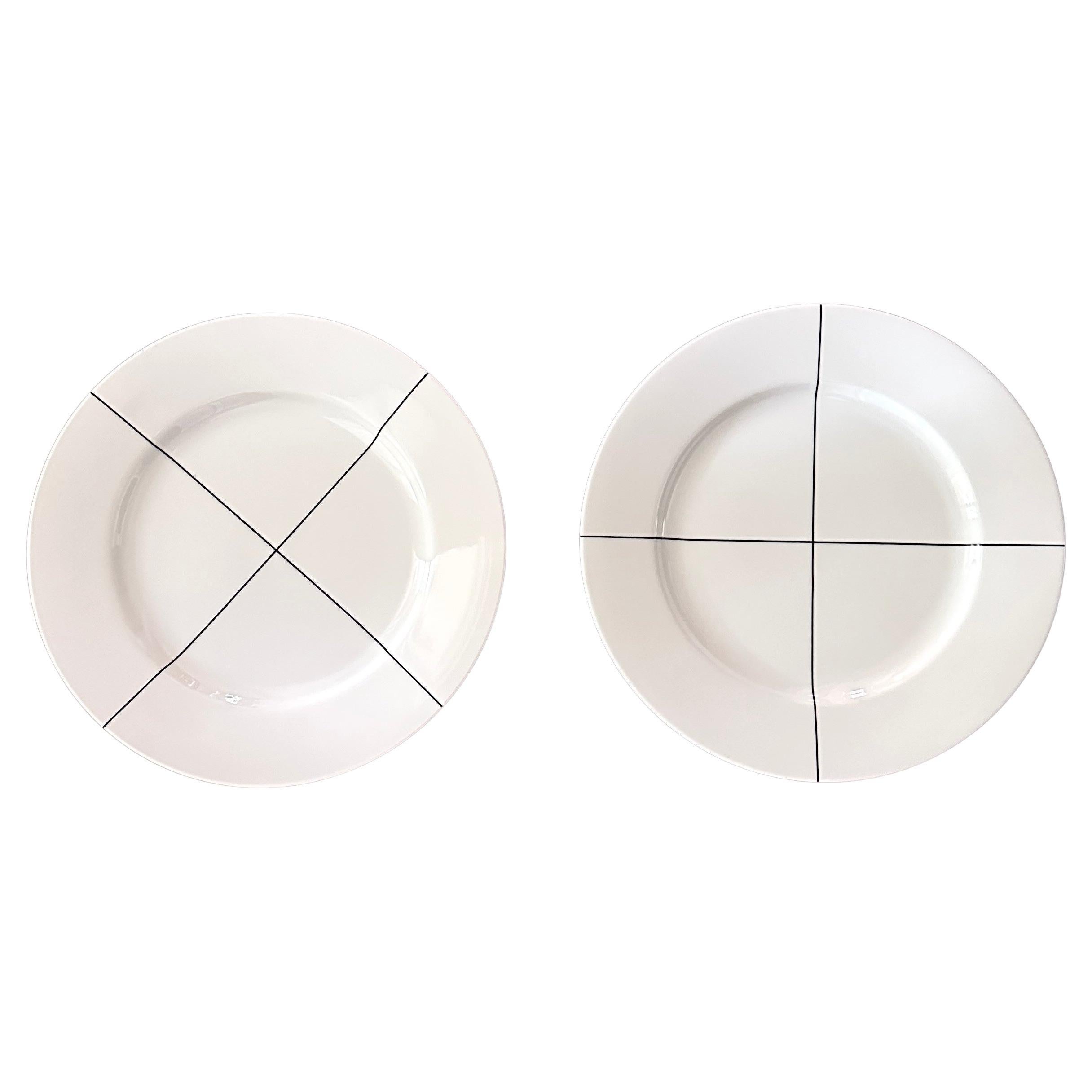 Deux assiettes à dîner "Signature Black" Design/One par Richard Meier pour Swid Powell en vente