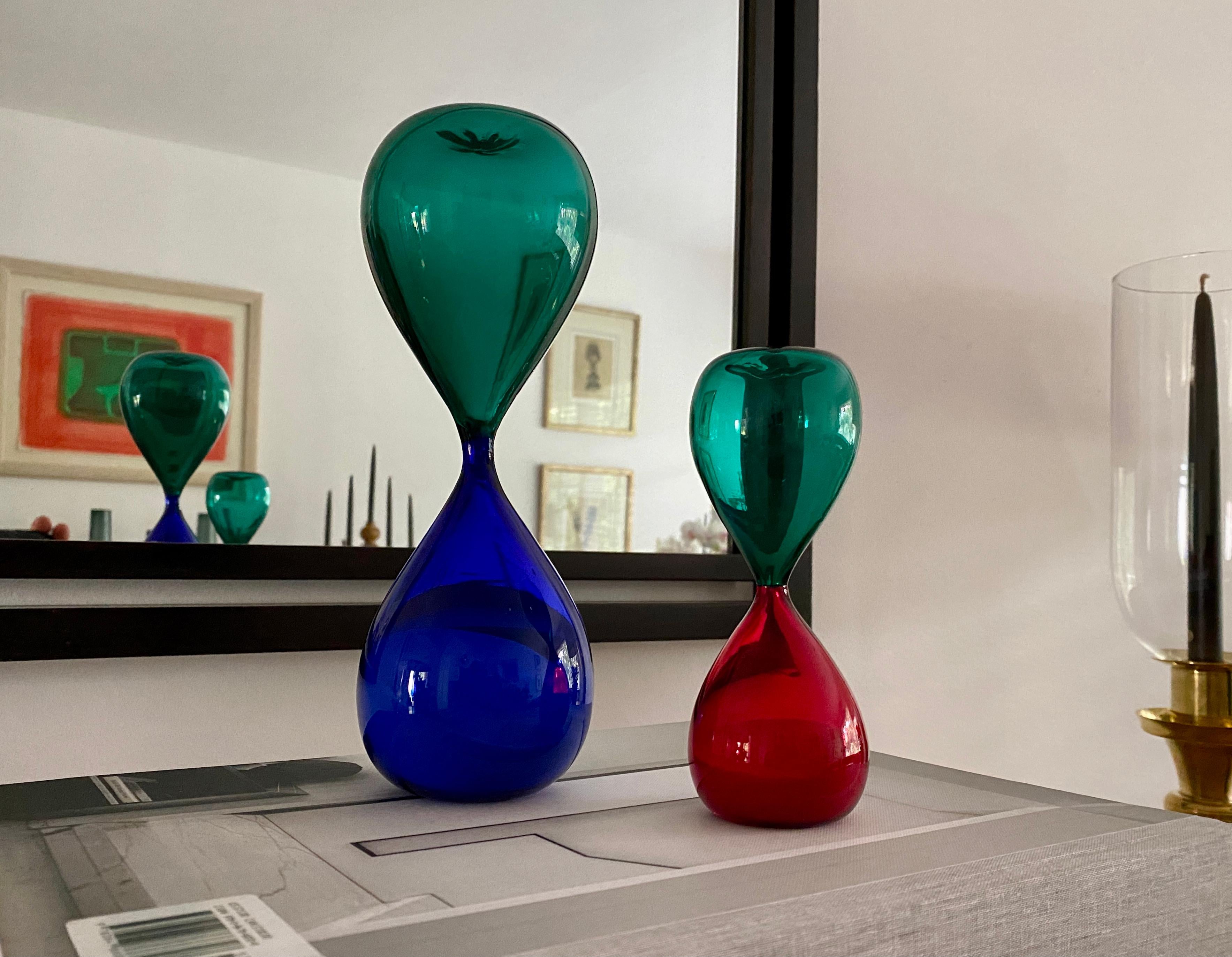 Italian Two Signed Vintage Venini Hourglasses Designed By Paolo Venini For Venini For Sale