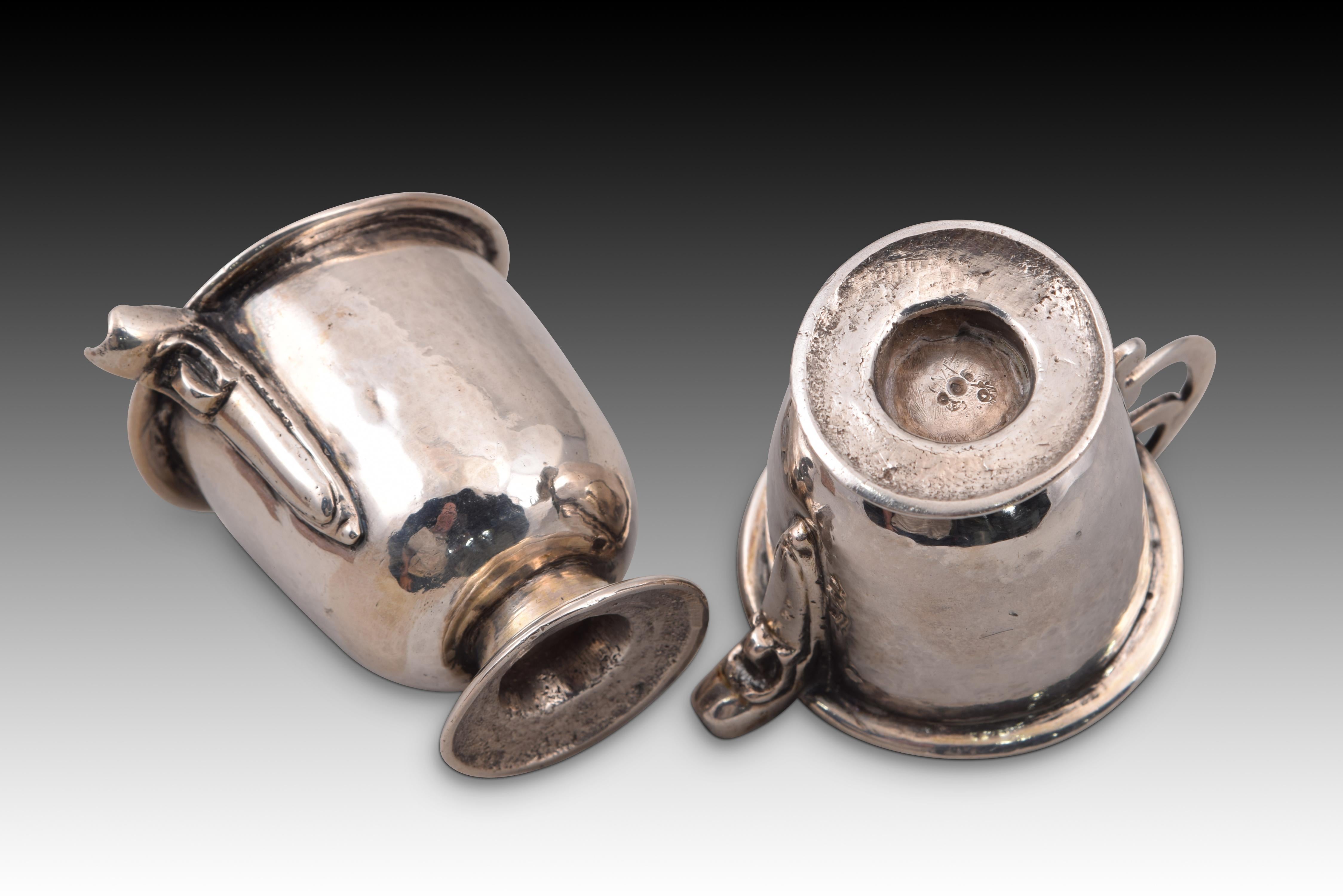 Set di due brocche d'argento. Benito Gómez, Antonio. Segovia, Spagna, 1831-1835. in vendita 2