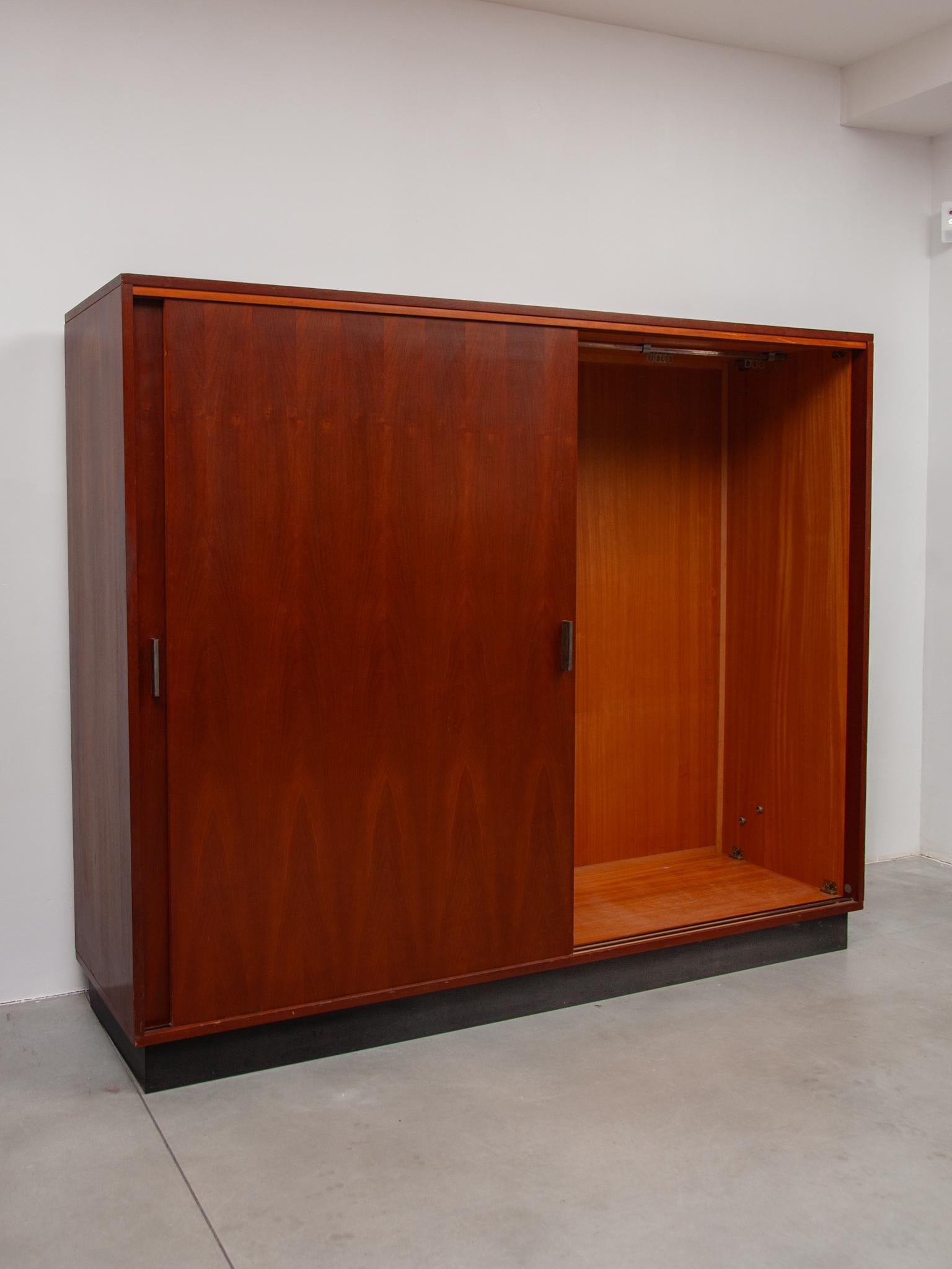 Two Sliding Doors Wardrobe designed by Alfred Hendrickx, Belgium, 1960s For Sale 6