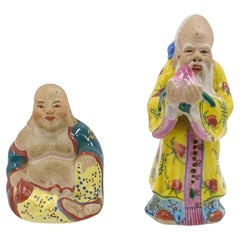 Zwei kleine chinesische Famille Rose Buddha & Gott der Langlebigkeit Figuren 5/6/7