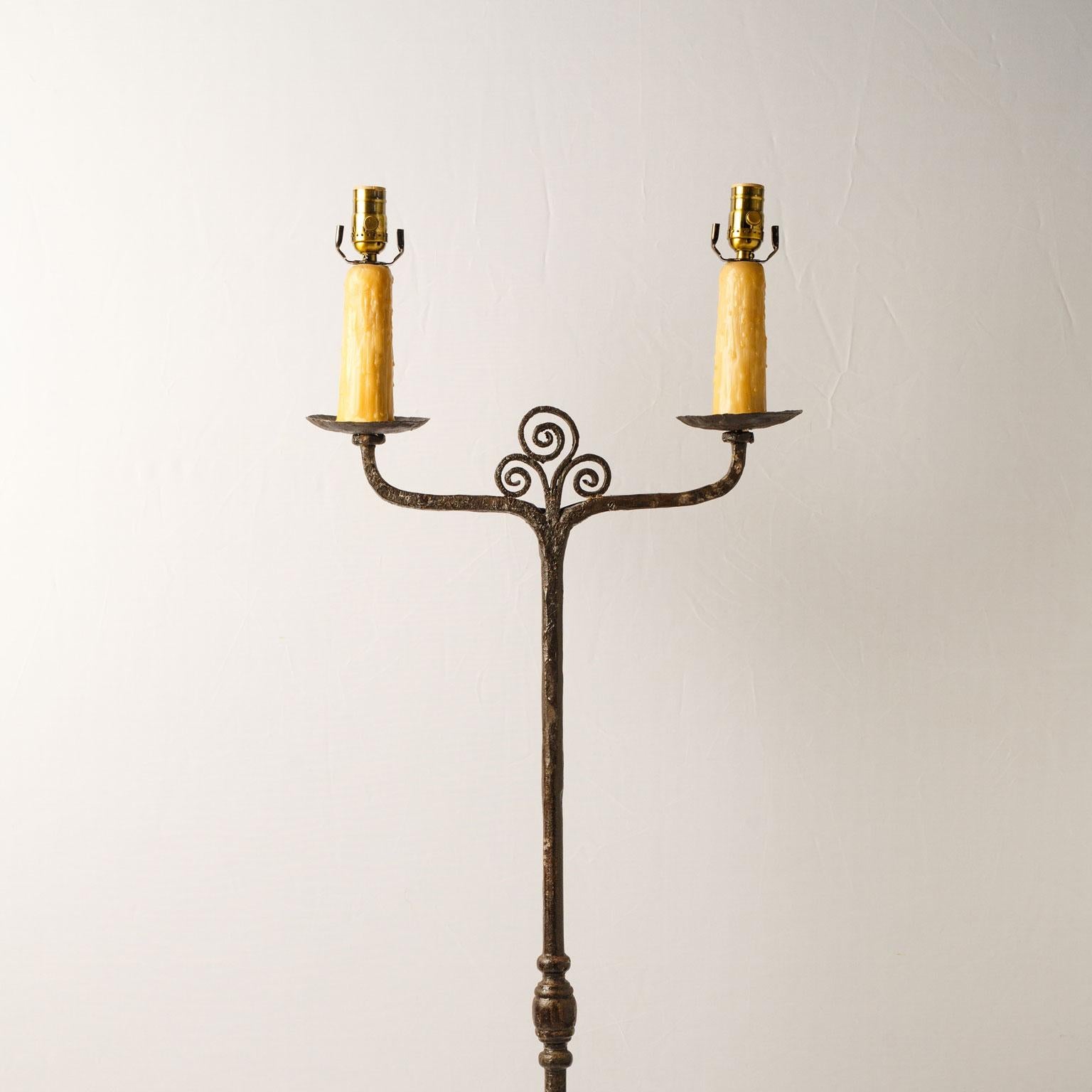 French Provincial Two-Socket Candle Stand Floor Lamp of Hand-forged iron