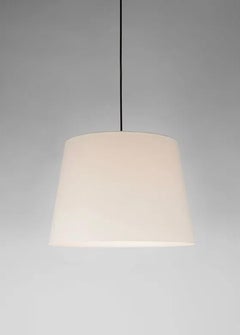 Due prese Sísí Cónicas GT1 di Equipo Santa & Cole per Santa & Cole