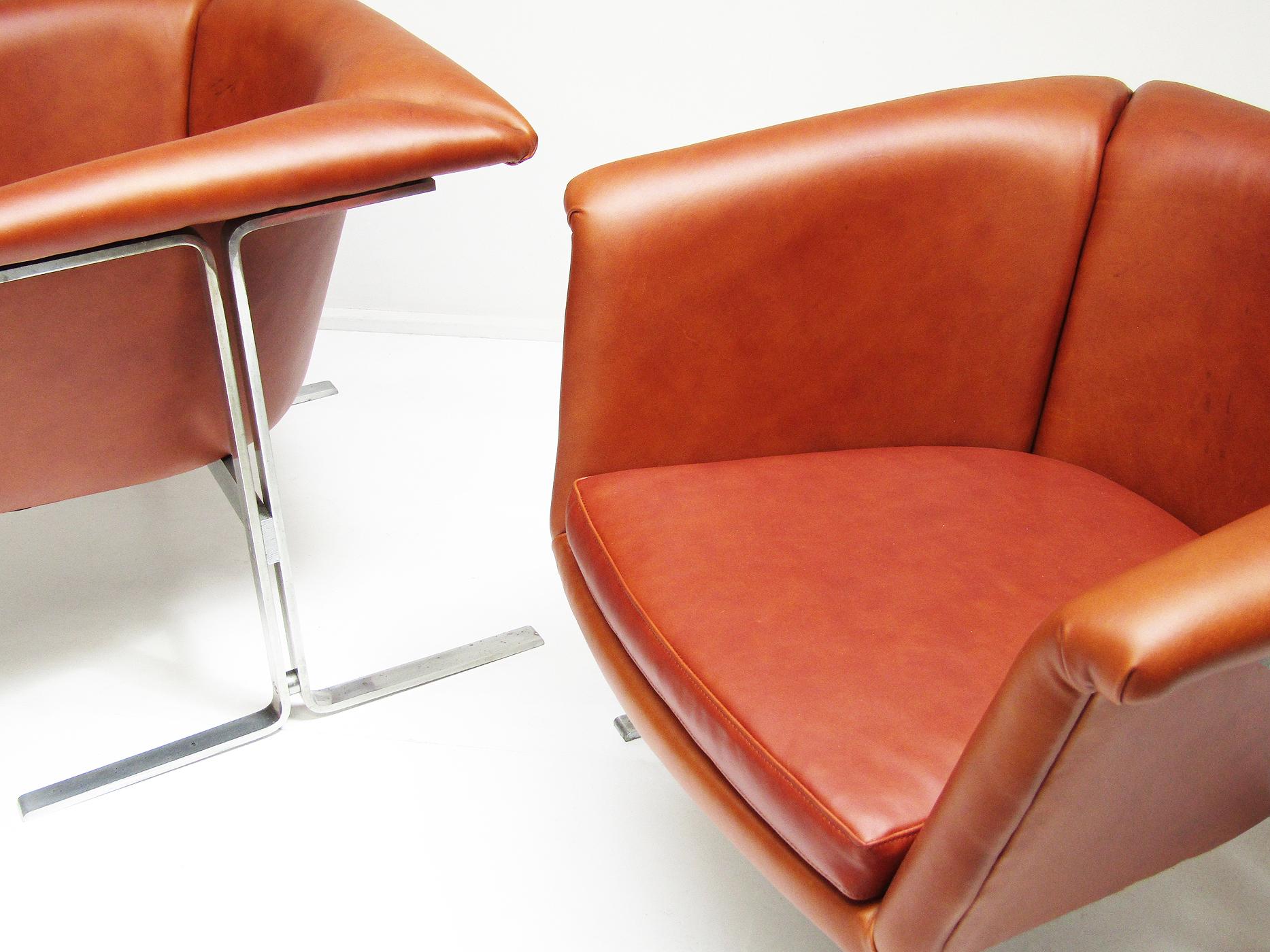 Deux chaises «042 » de Geoffrey Harcourt pour Artifort de l'Ère spatiale en vente 1